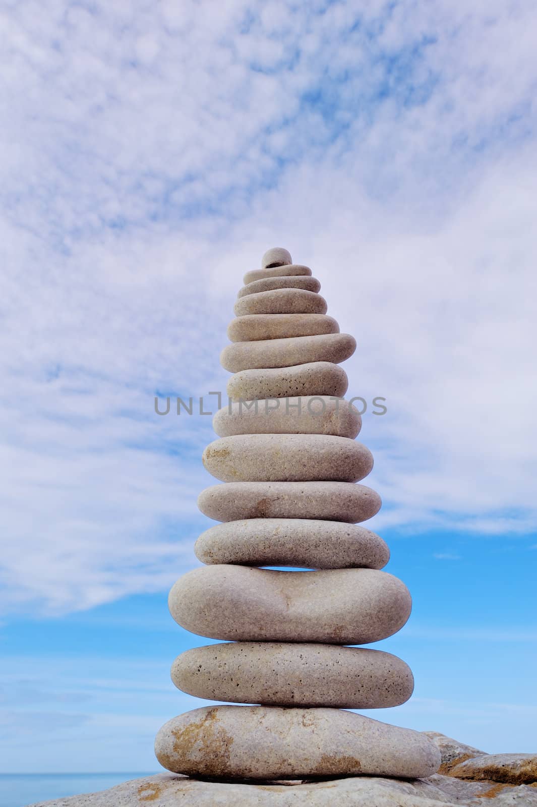 White stones balancing by styf22