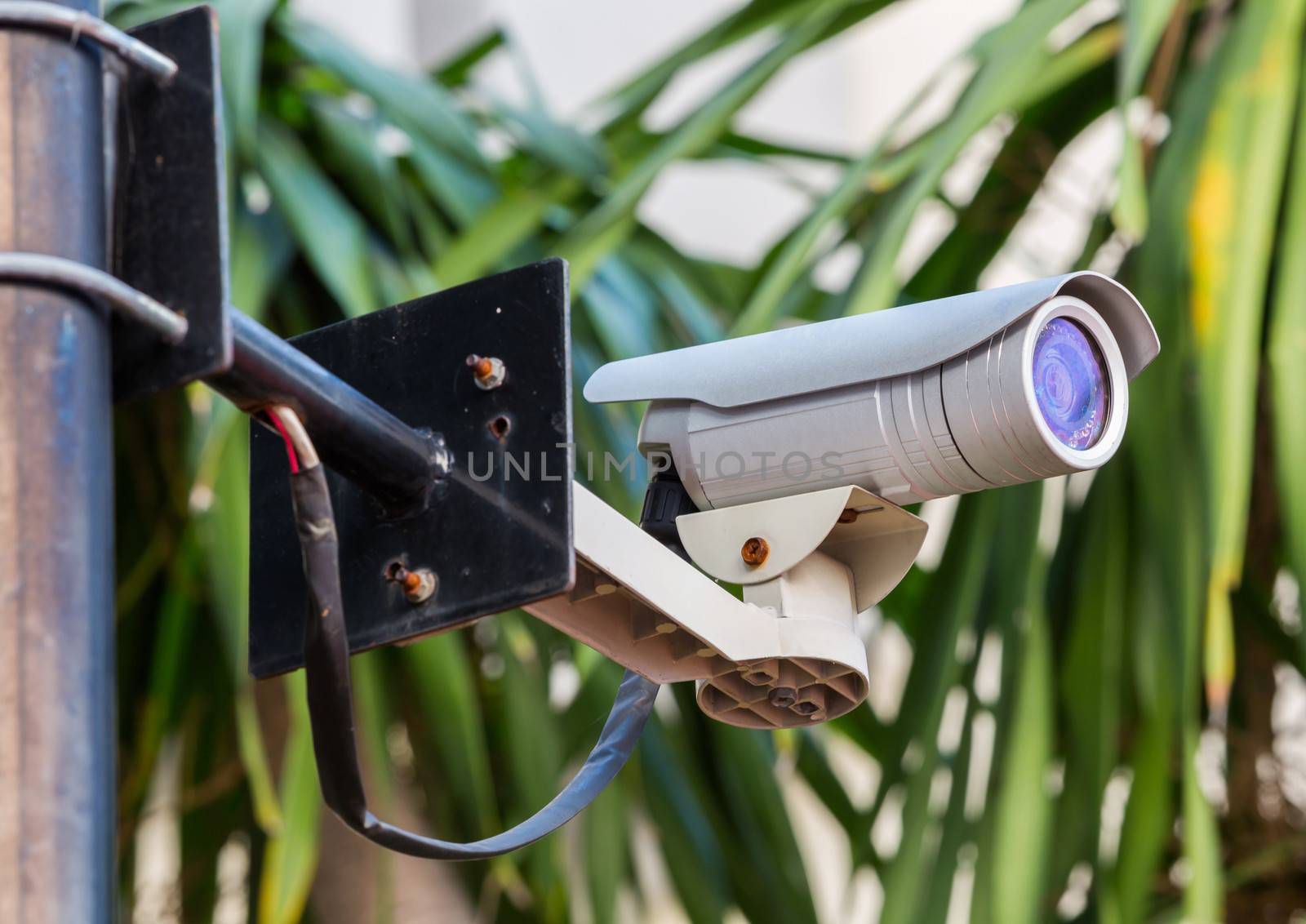 Security camera, CCTV by smuay
