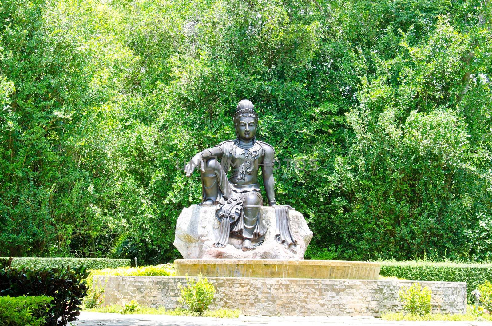 Bodhisattva statue is Tantra Mahayana Buddhist a kind of art that was common during the Song Dynasty in China.