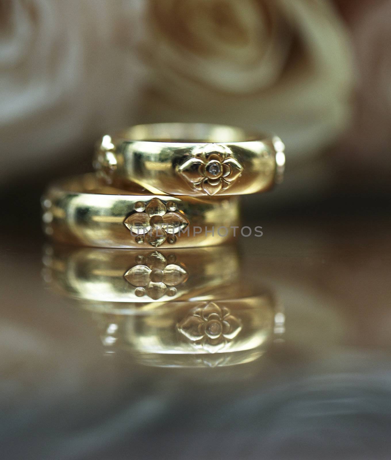 Wedding rings by andersonrise