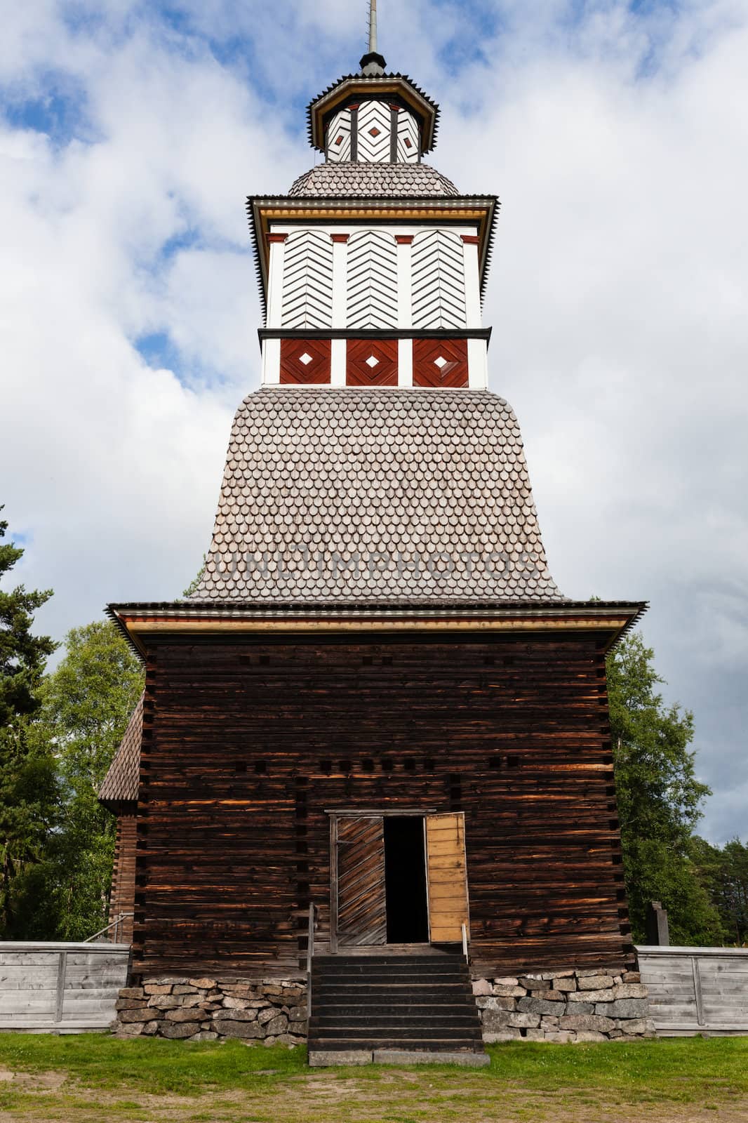 Wooden chruch in petajavesi Unesco by juhku