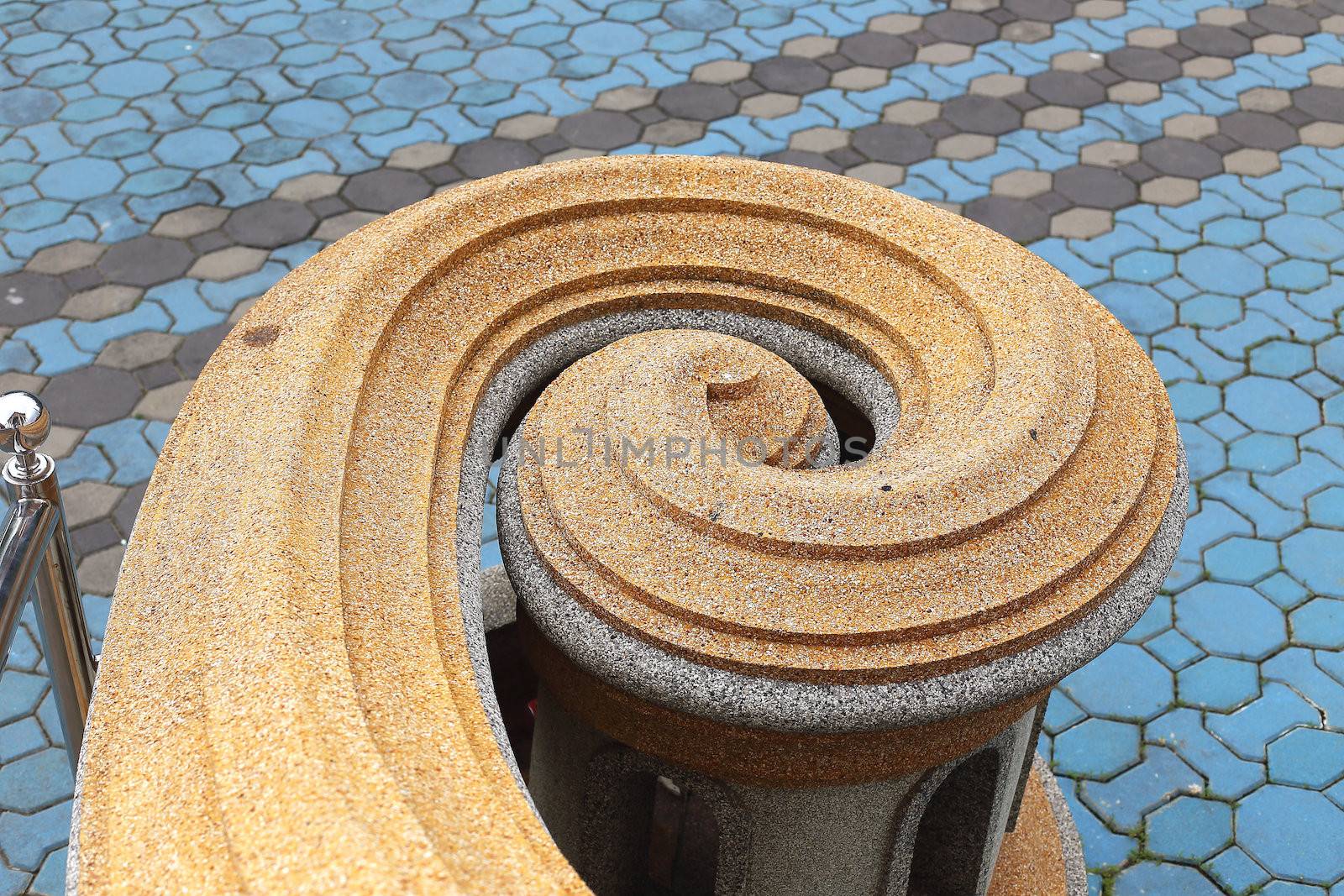 Railing shaped roll by myrainjom01