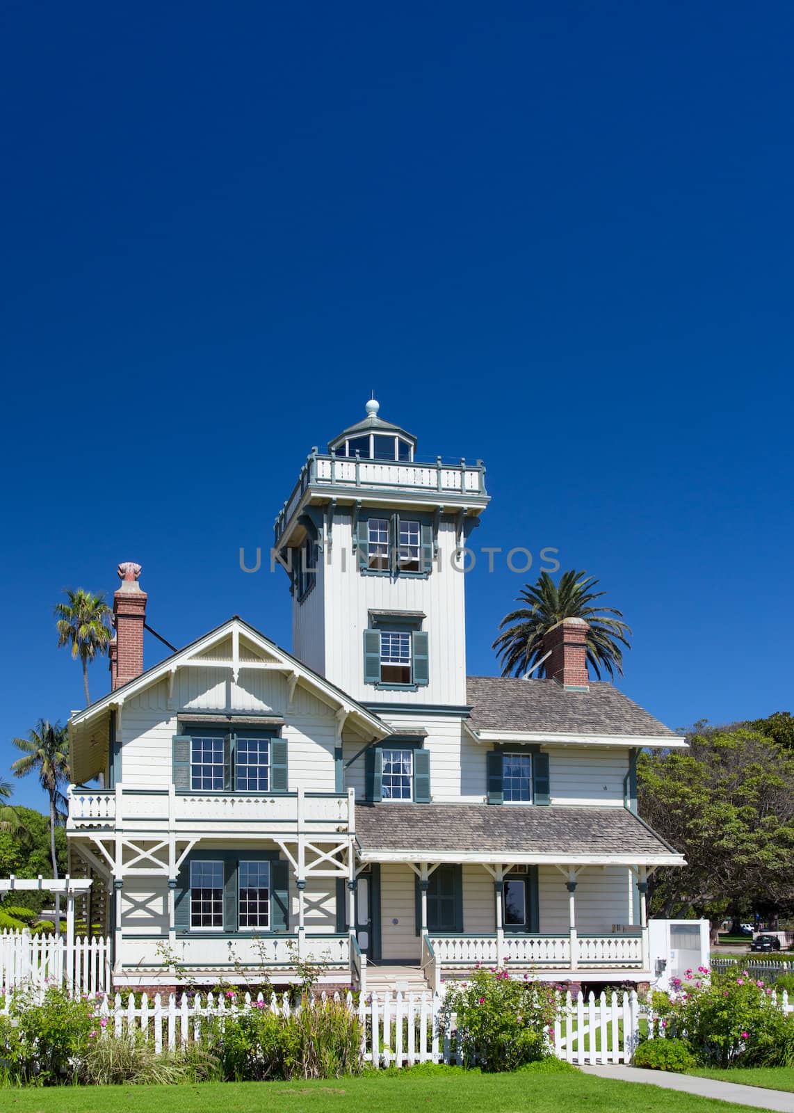 Point Fermin Lighthouse by wolterk