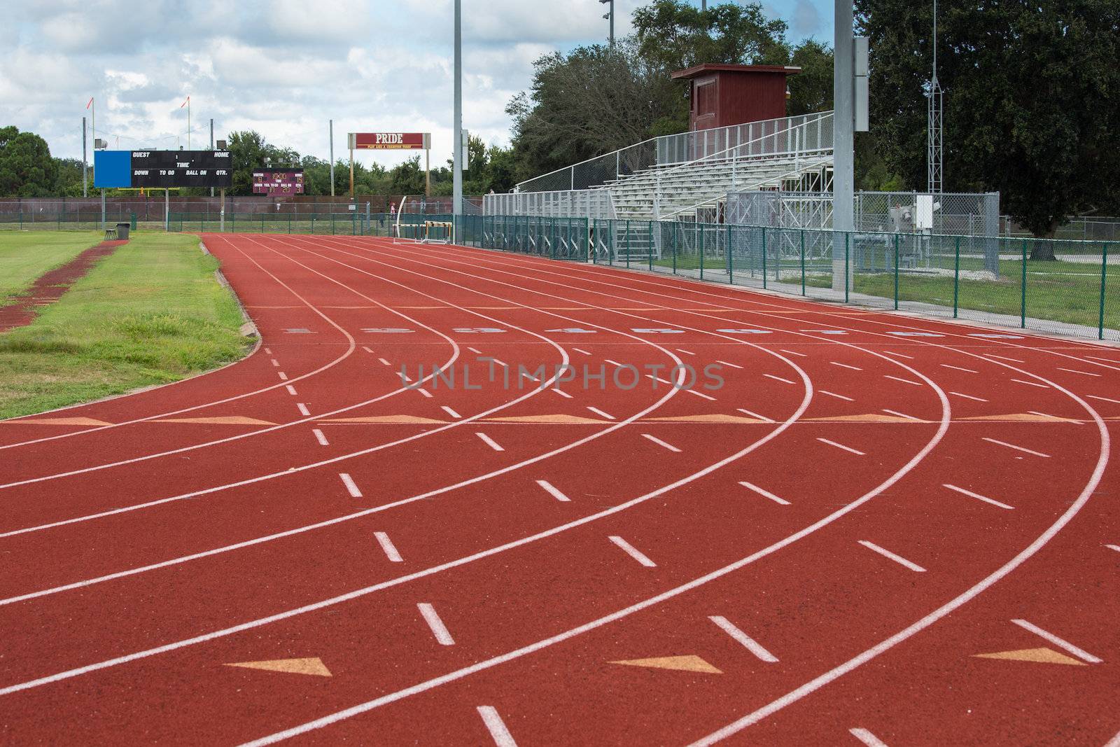 This track and field facility is a symbol of the importance of sports and athletics as an instrument in preparing students for the future.
