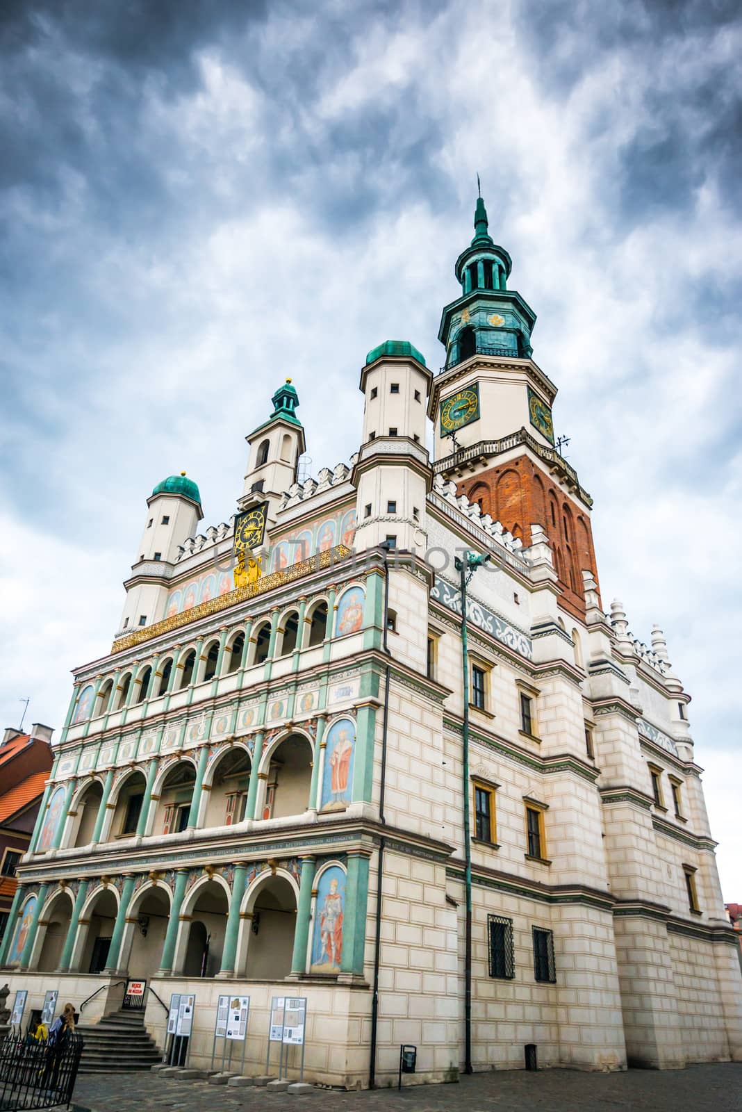 POZNAN, POLAND - AUGUST 21: The central square on August 21, 2013 in Poznan, Poland. Currently, Old Market is the center of tourism Poznan and the most beautiful part of the city.