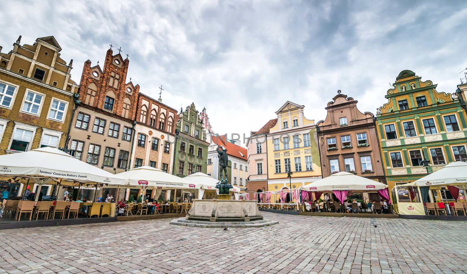 POZNAN, POLAND - AUGUST 21: The central square on August 21, 2013 in Poznan, Poland. Currently, Old Market is the center of tourism Poznan and the most beautiful part of the city.