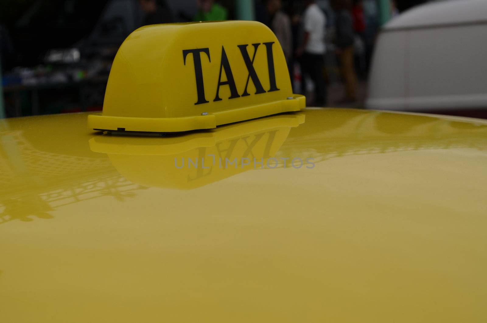 Taxi cab roof sign by bunsview