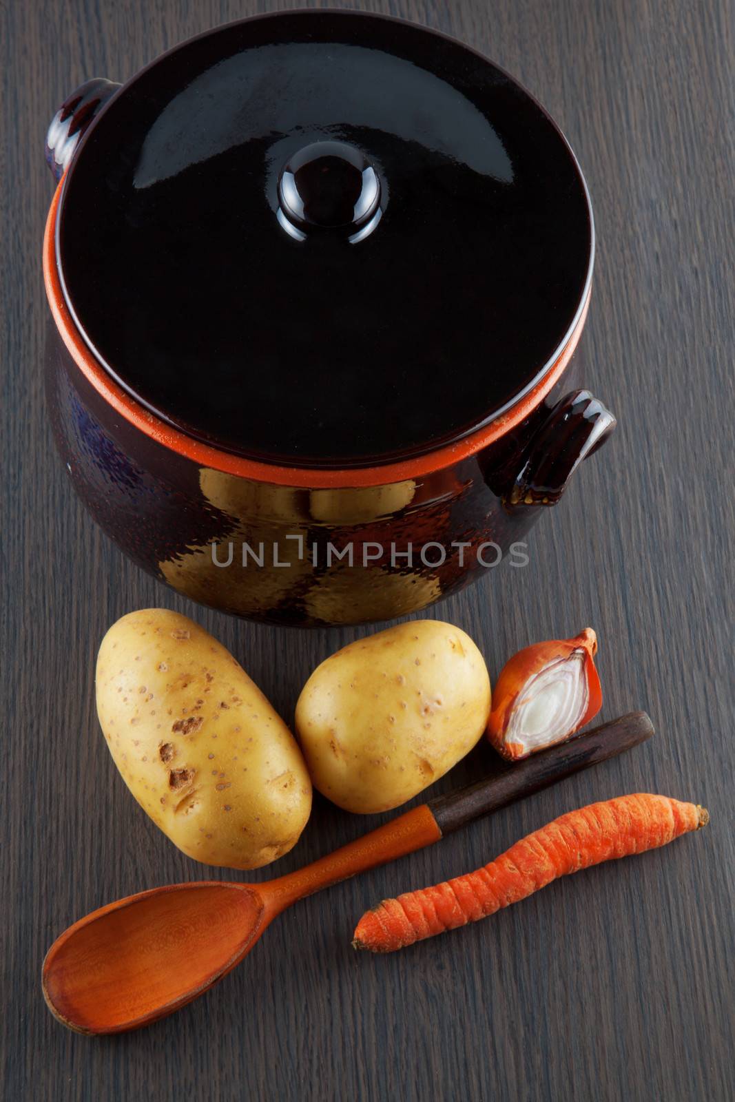 Vegetables and pot by Koufax73