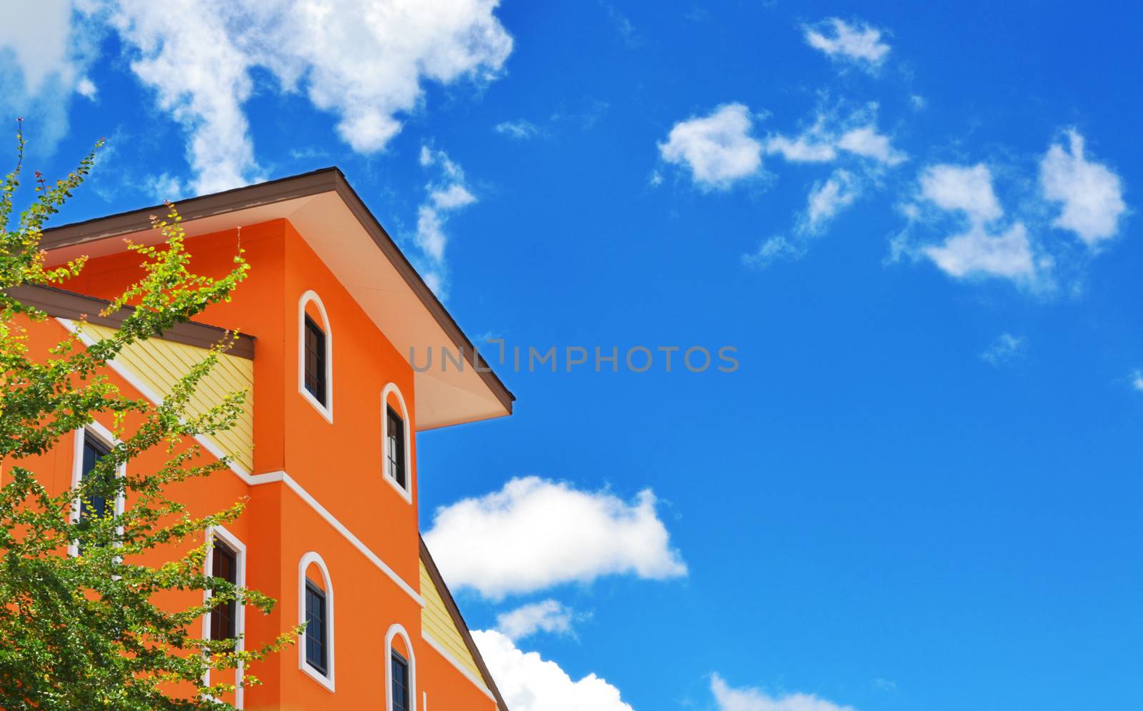 Orange House by apichart