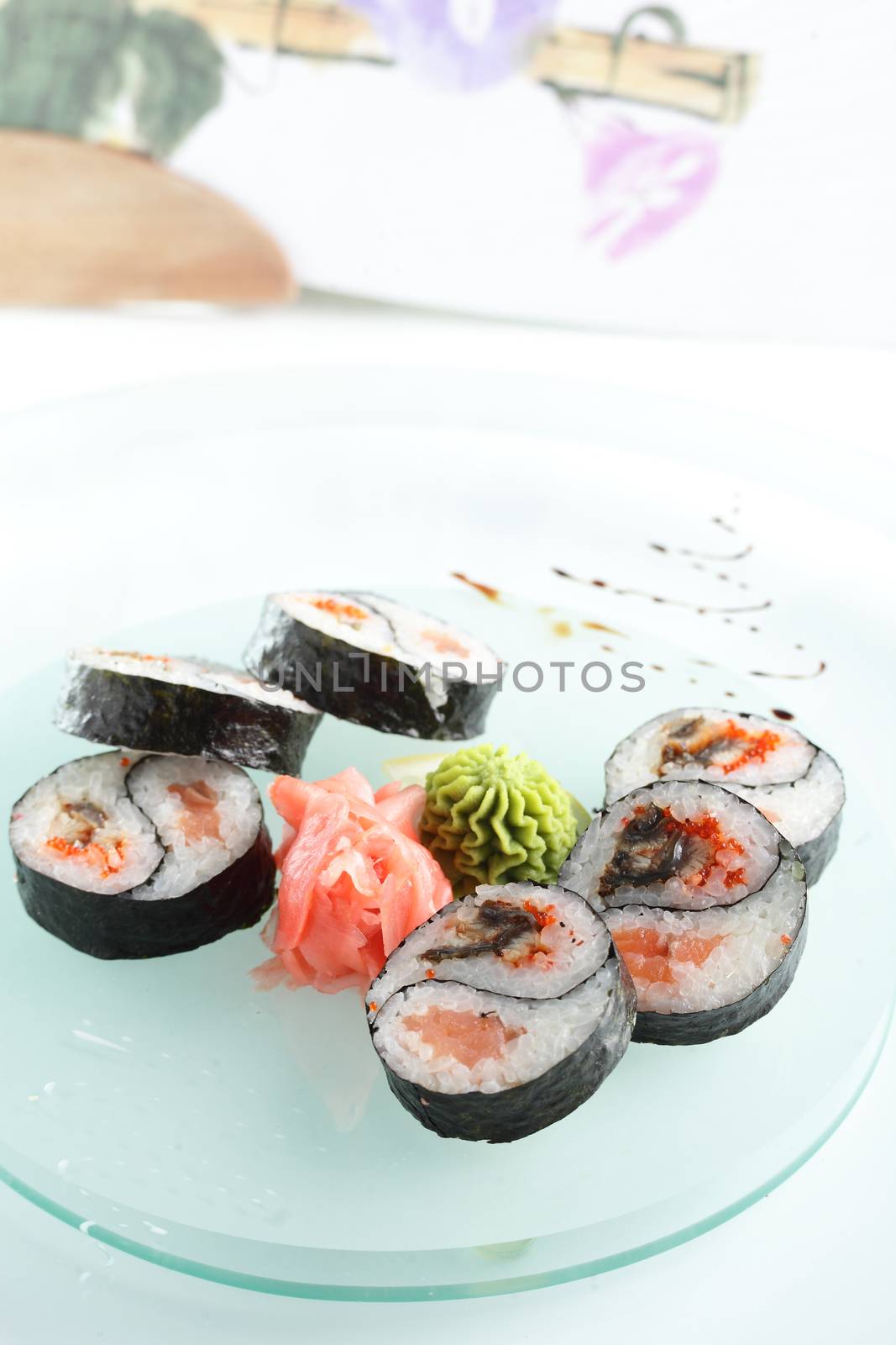 frest and tasty sushi by fiphoto