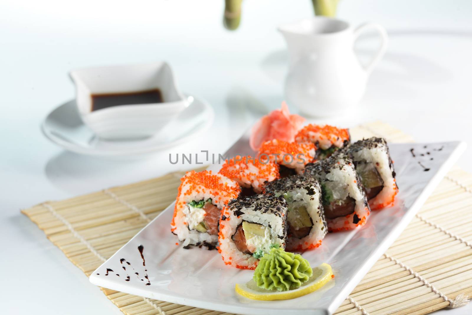 frest and tasty sushi by fiphoto