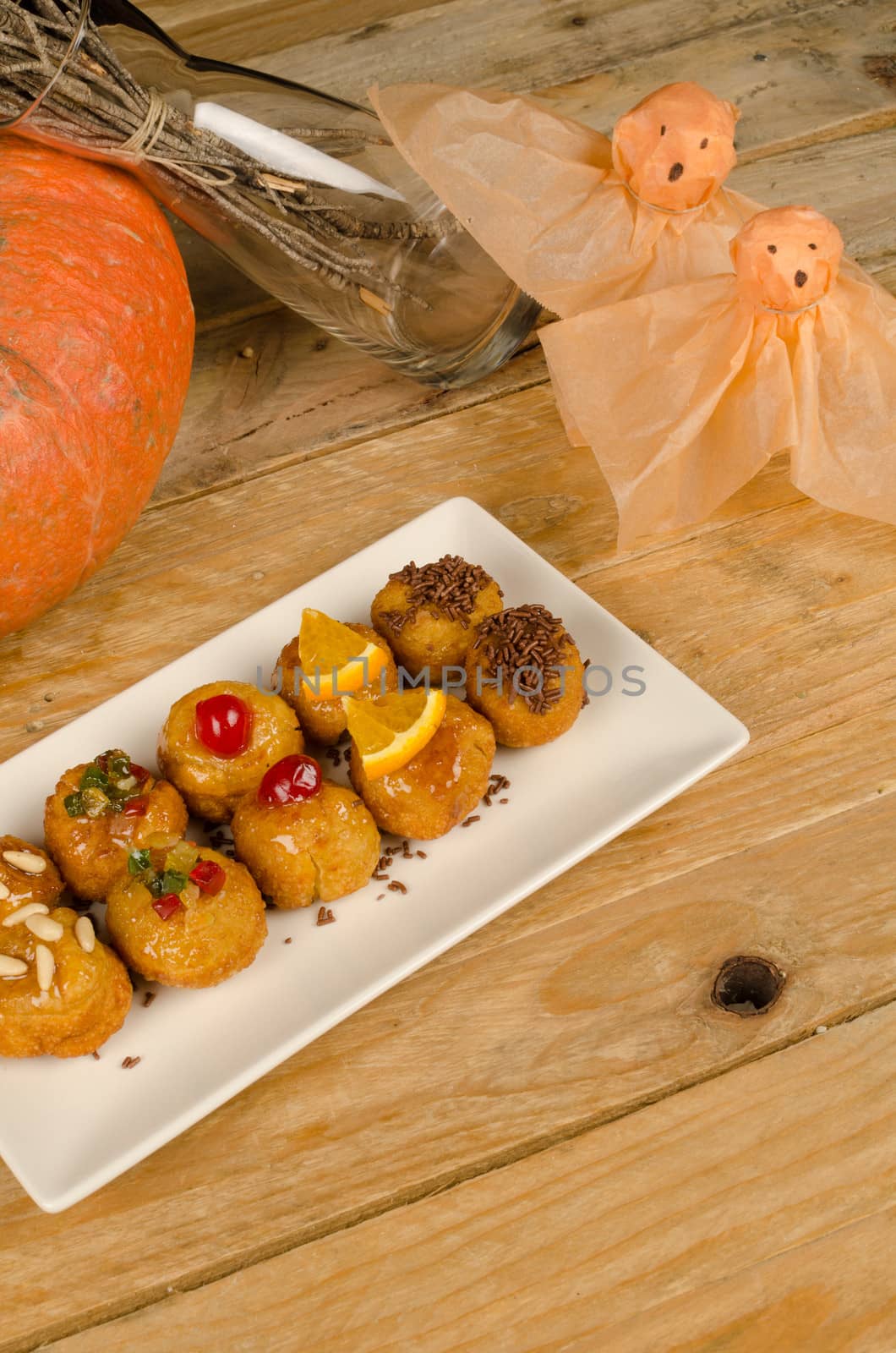 Traditional Spanish halloween biscuits, homemade panellets