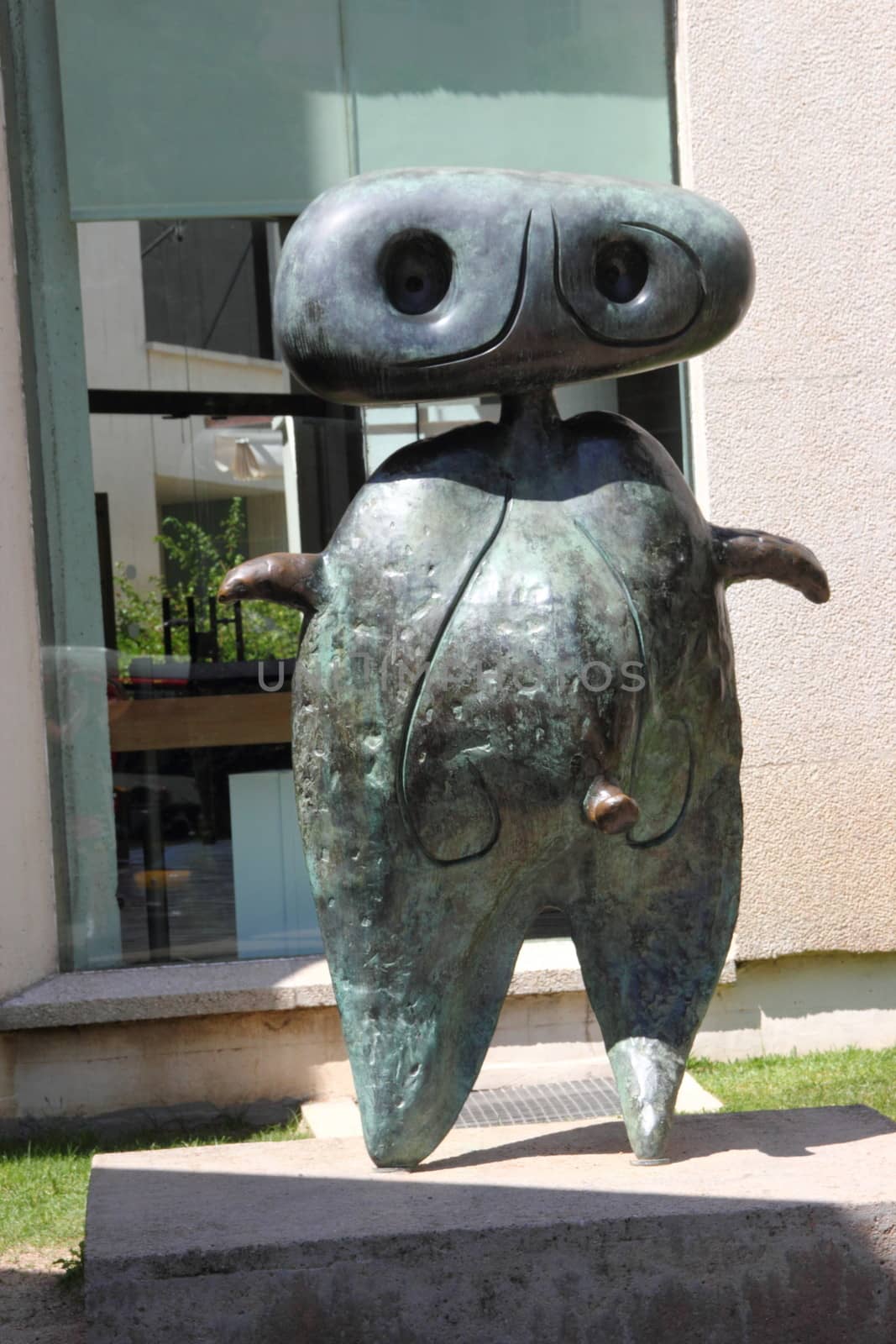 Sculpture at the museum during the Jean Miro by Metanna