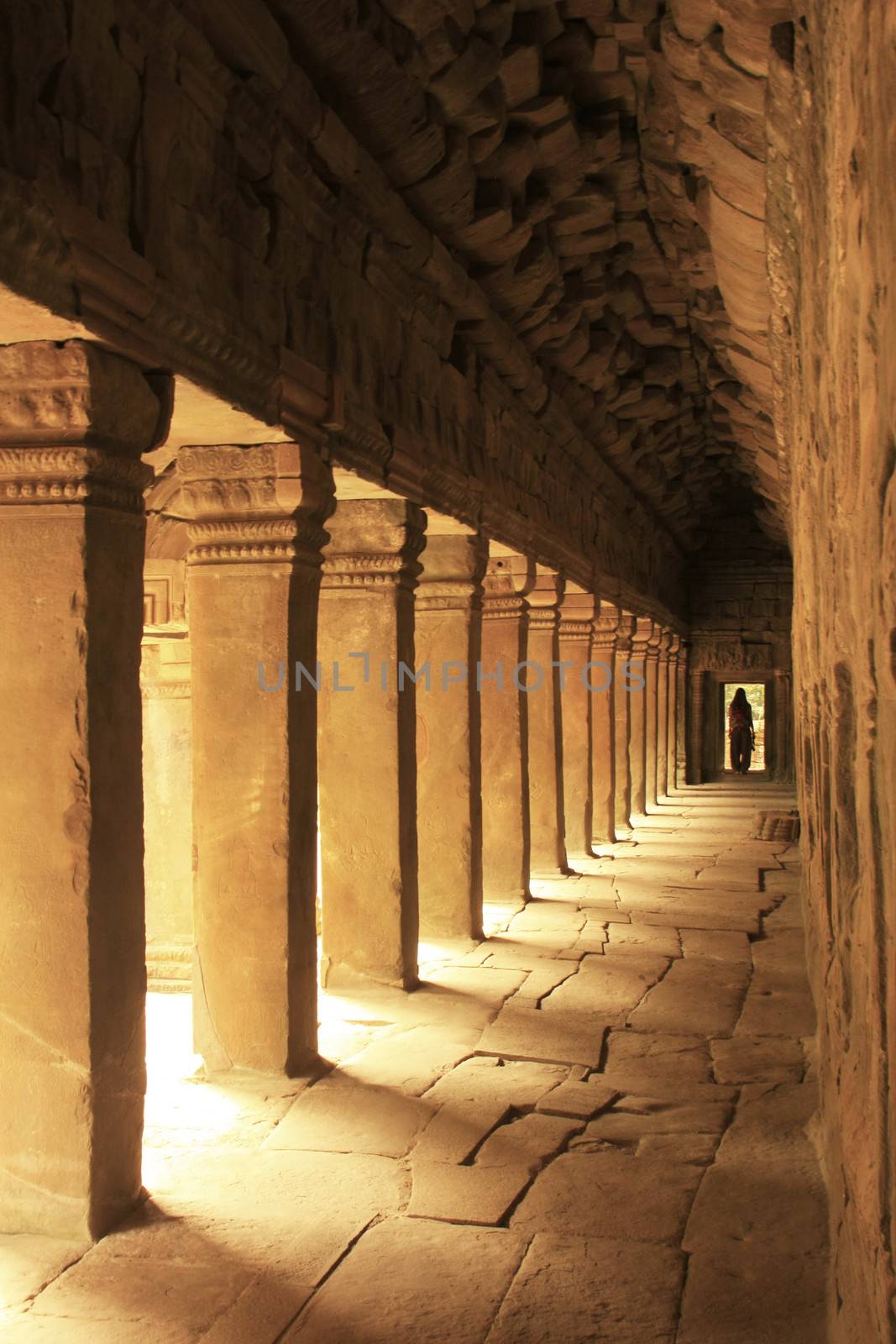 Corridor, Ta Promh temple, Angkor area, Siem Reap, Cambodia