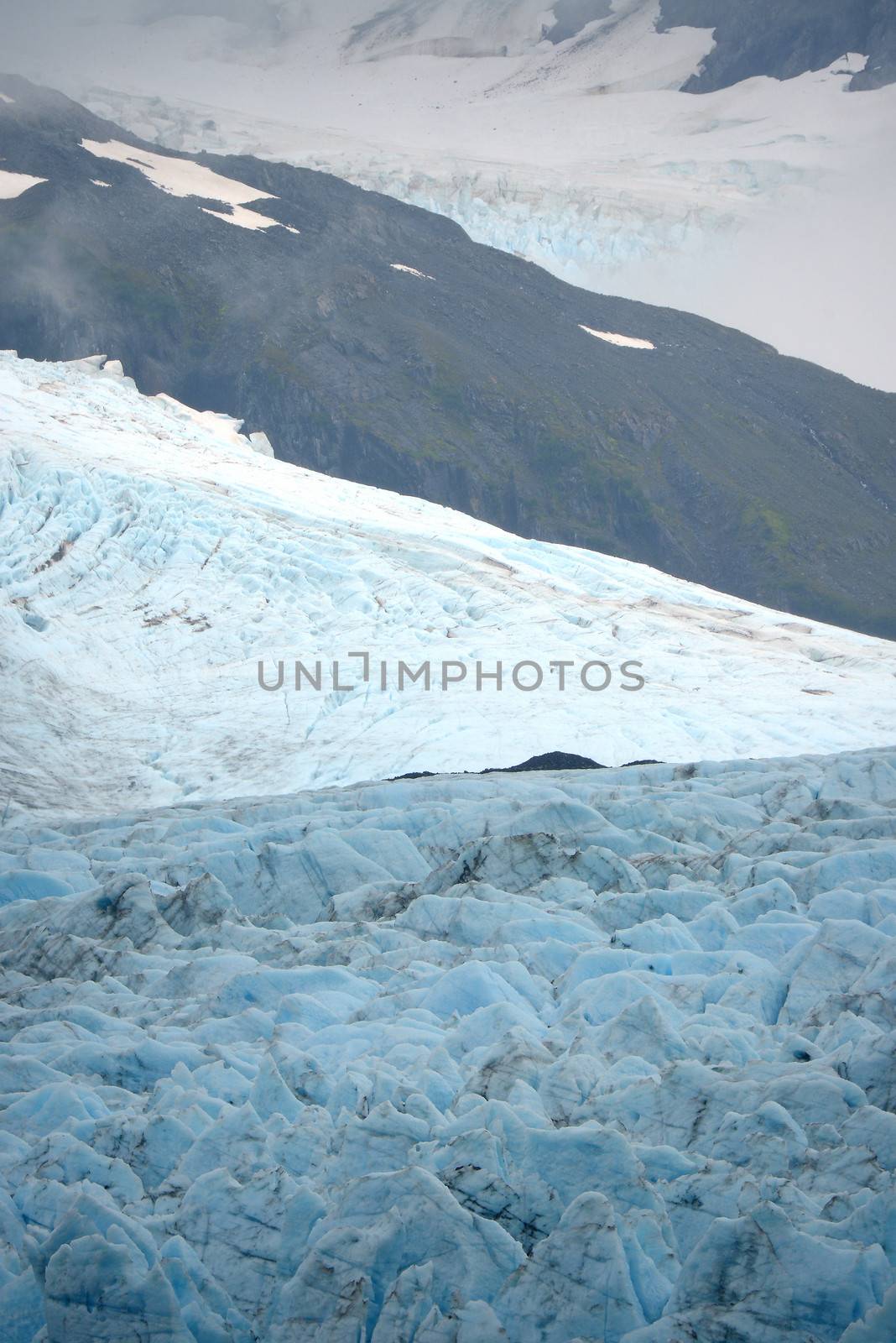 alaskan glacier on mountain