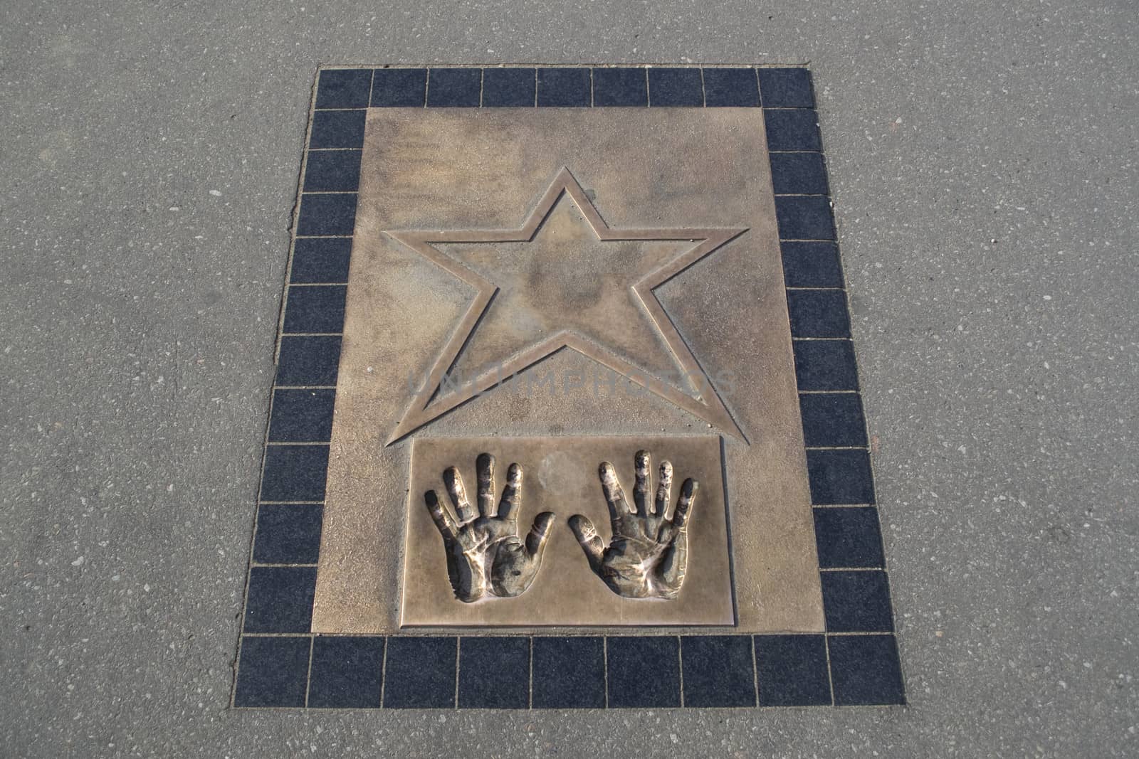 Hand print with star by asajdler