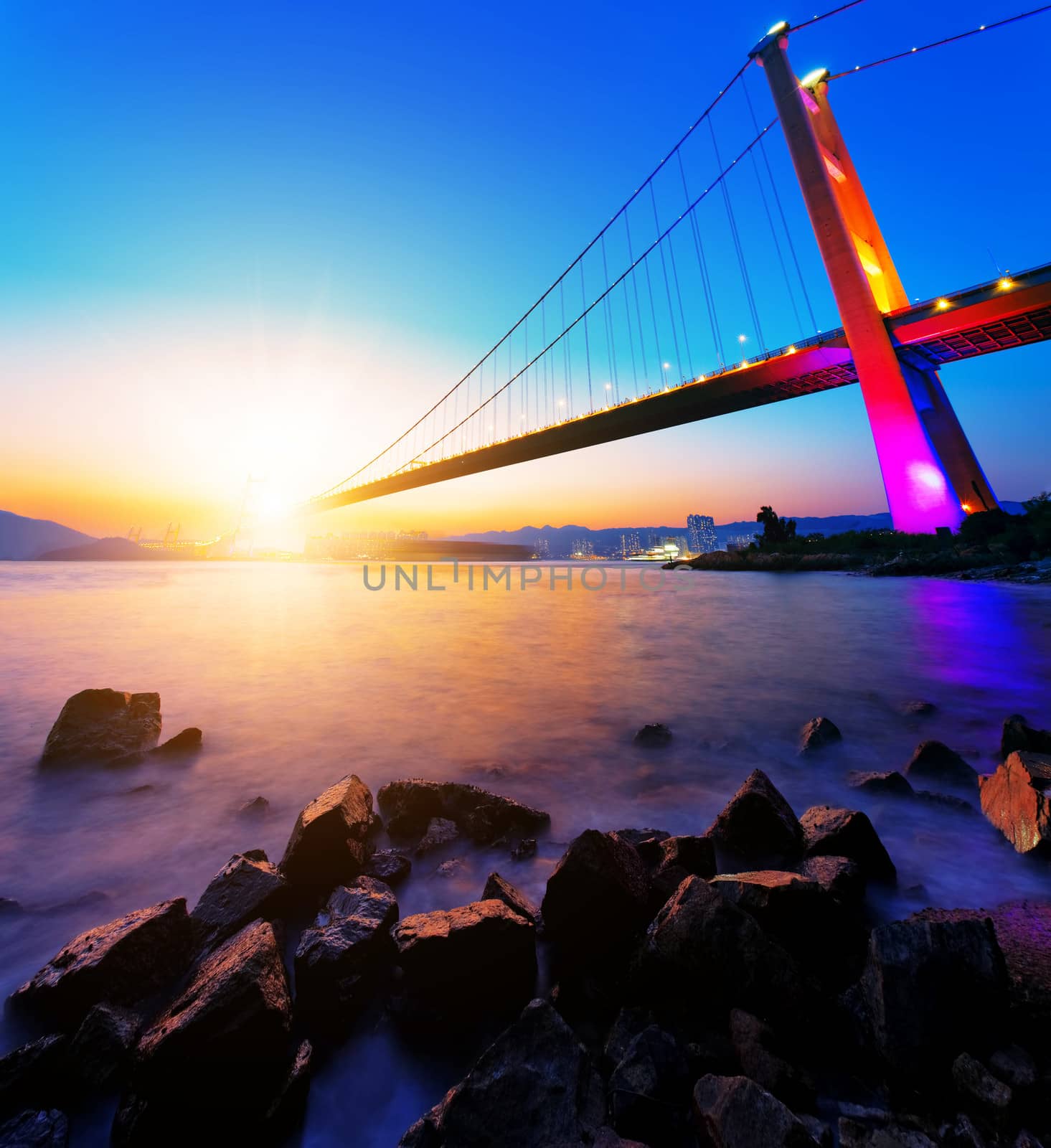 Sunset at Tsing Ma Bridge  by cozyta