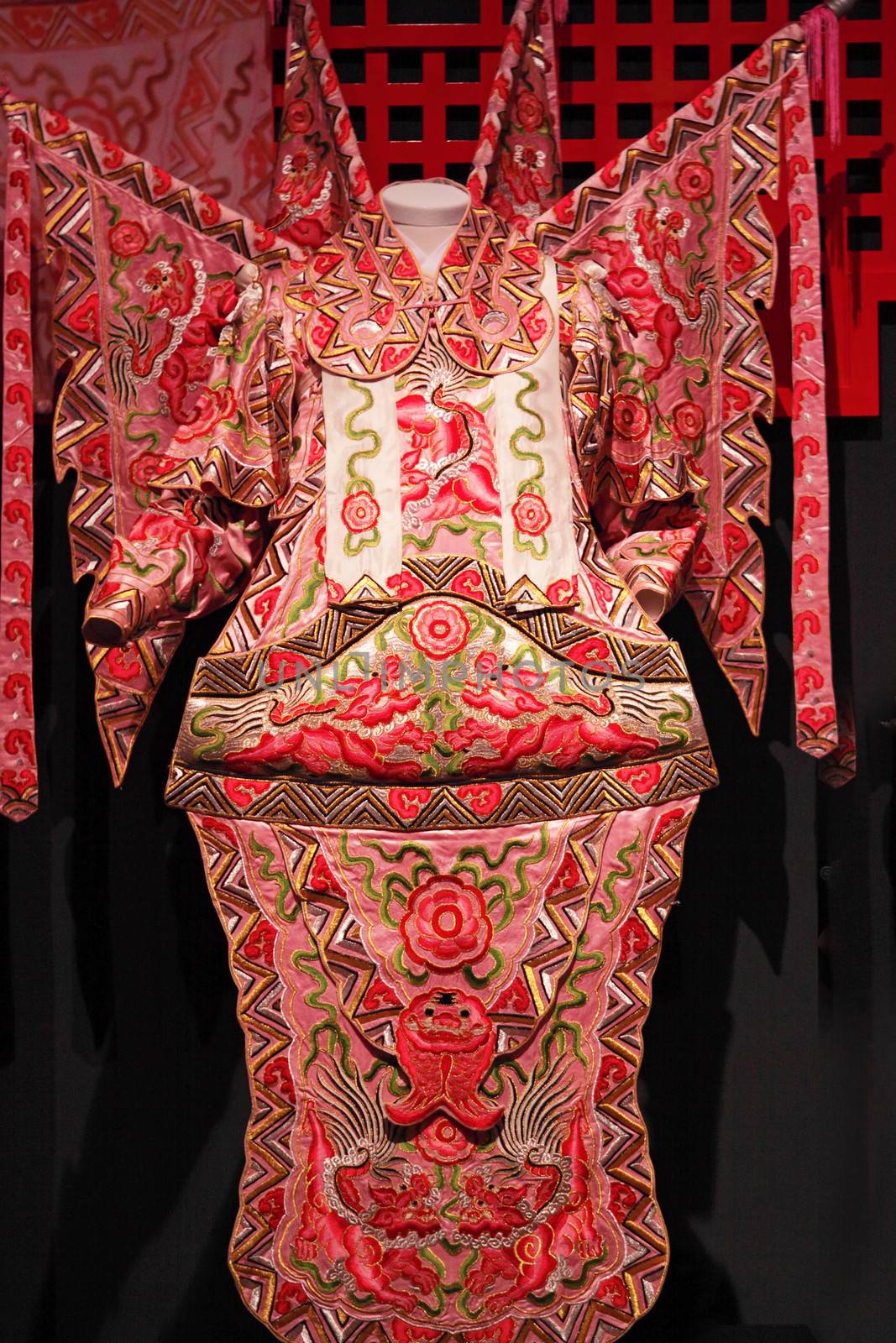 chinese opera cloth by cozyta