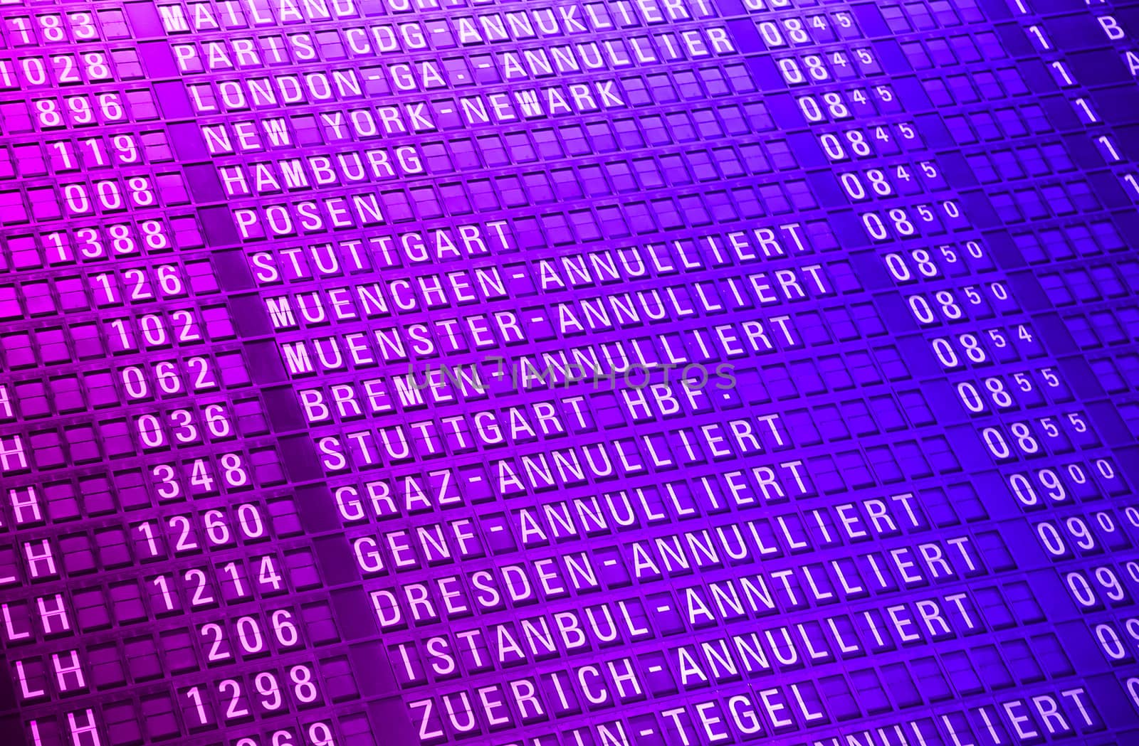 Timeboard in the modern airport