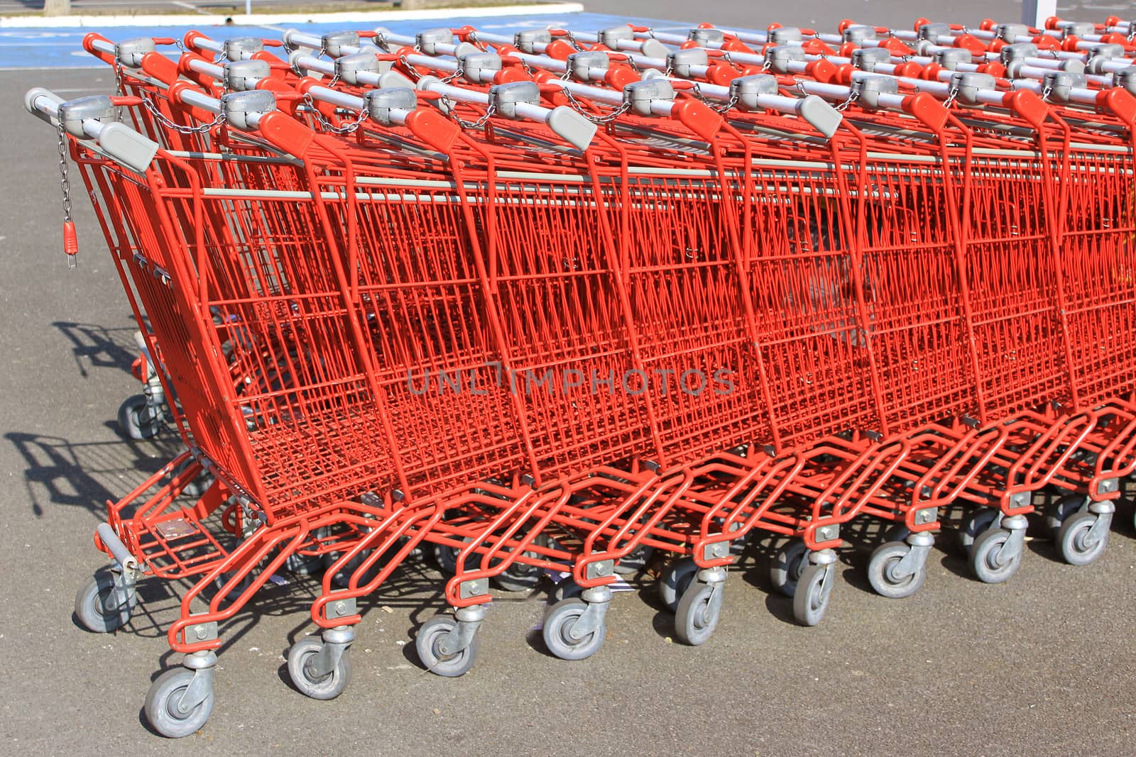Supermarket trolleys by 26amandine