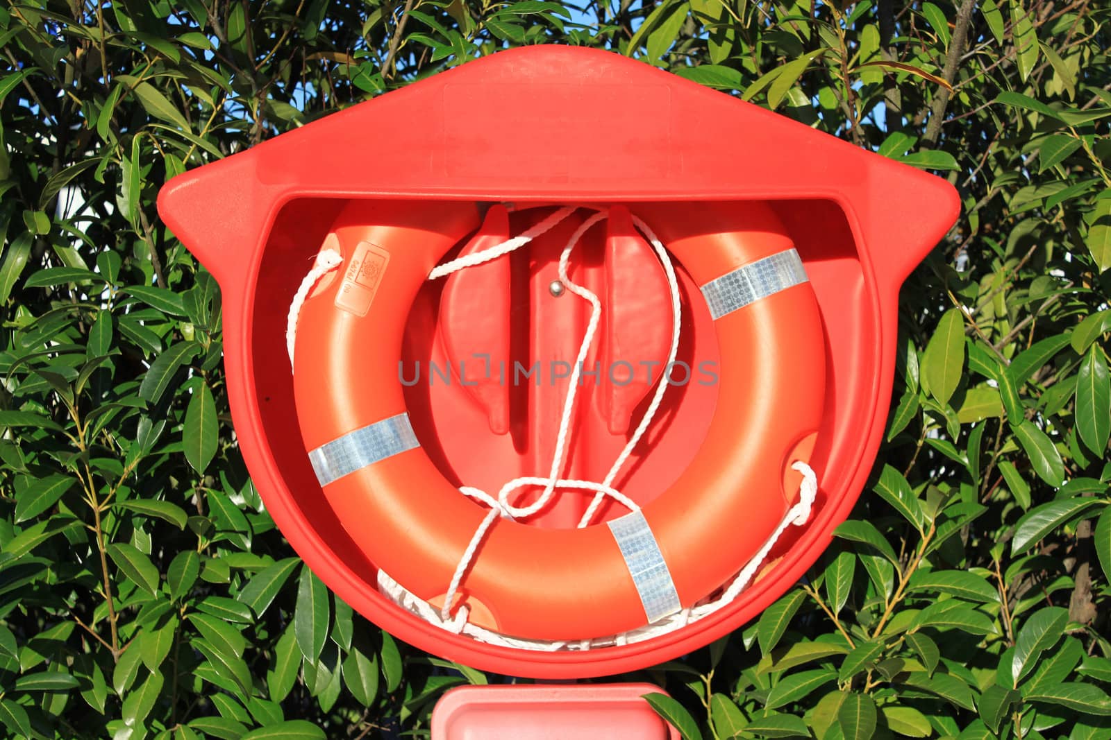 Life buoy by 26amandine