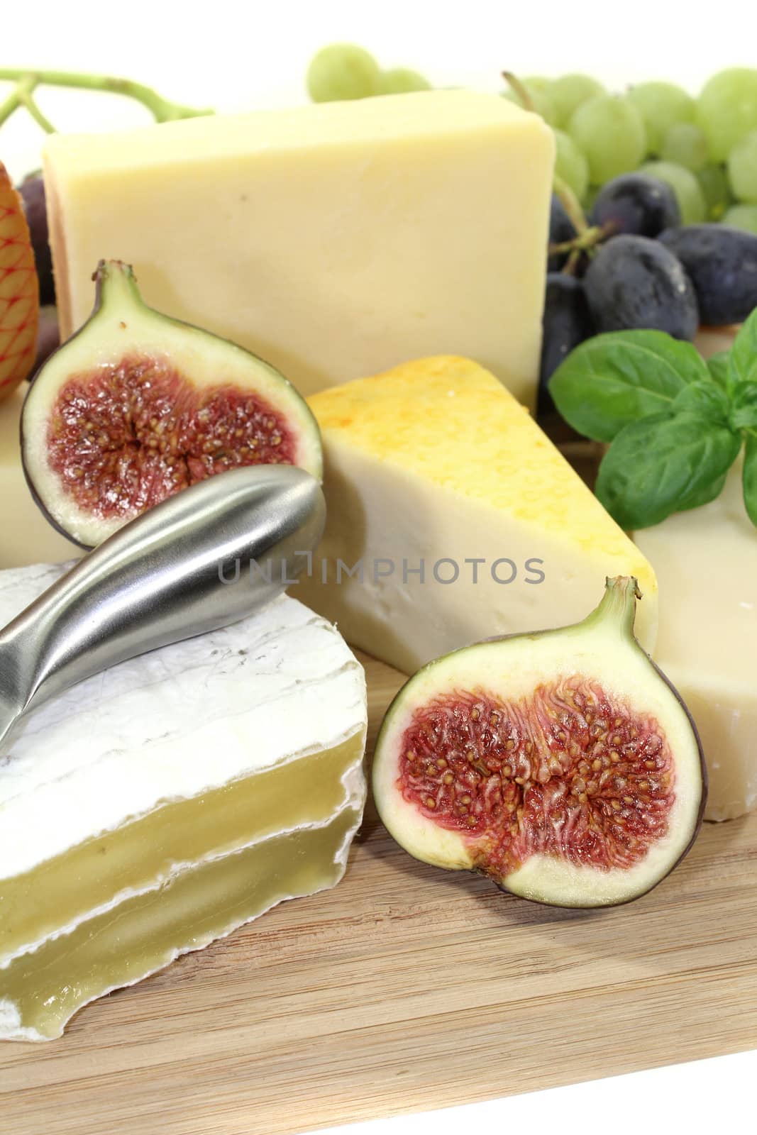 Selection of cheese by discovery