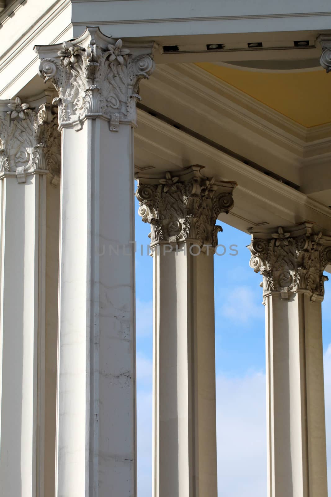 Columns Theater of the Soviet Army