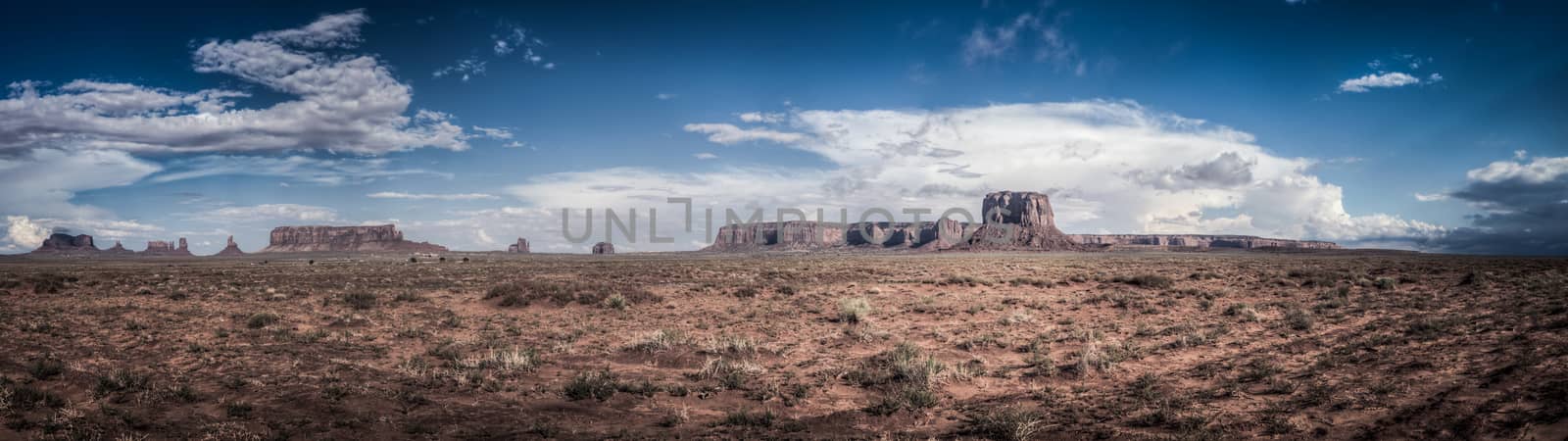 Monument valley panorama by weltreisendertj