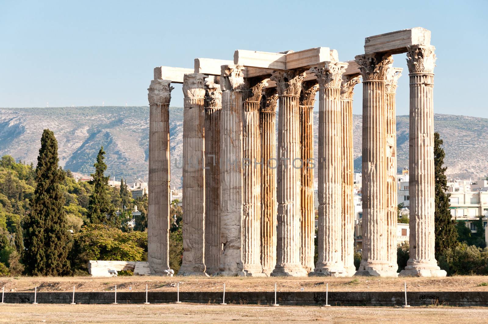 Ruins of Temple of Olimpian Zeus, Athens, Greece