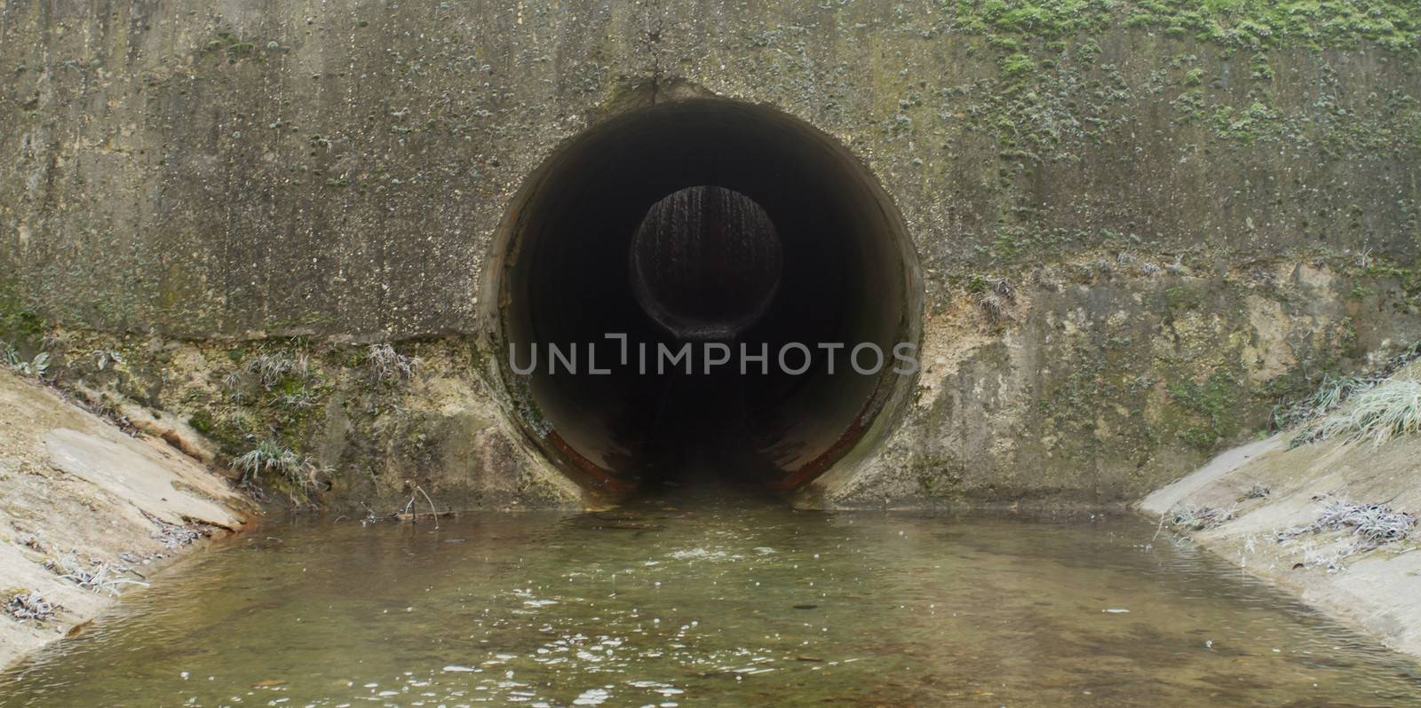 water drainage channel on black hole