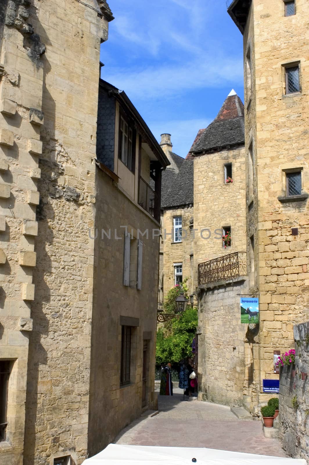 A street in the center of Sarlat by gillespaire
