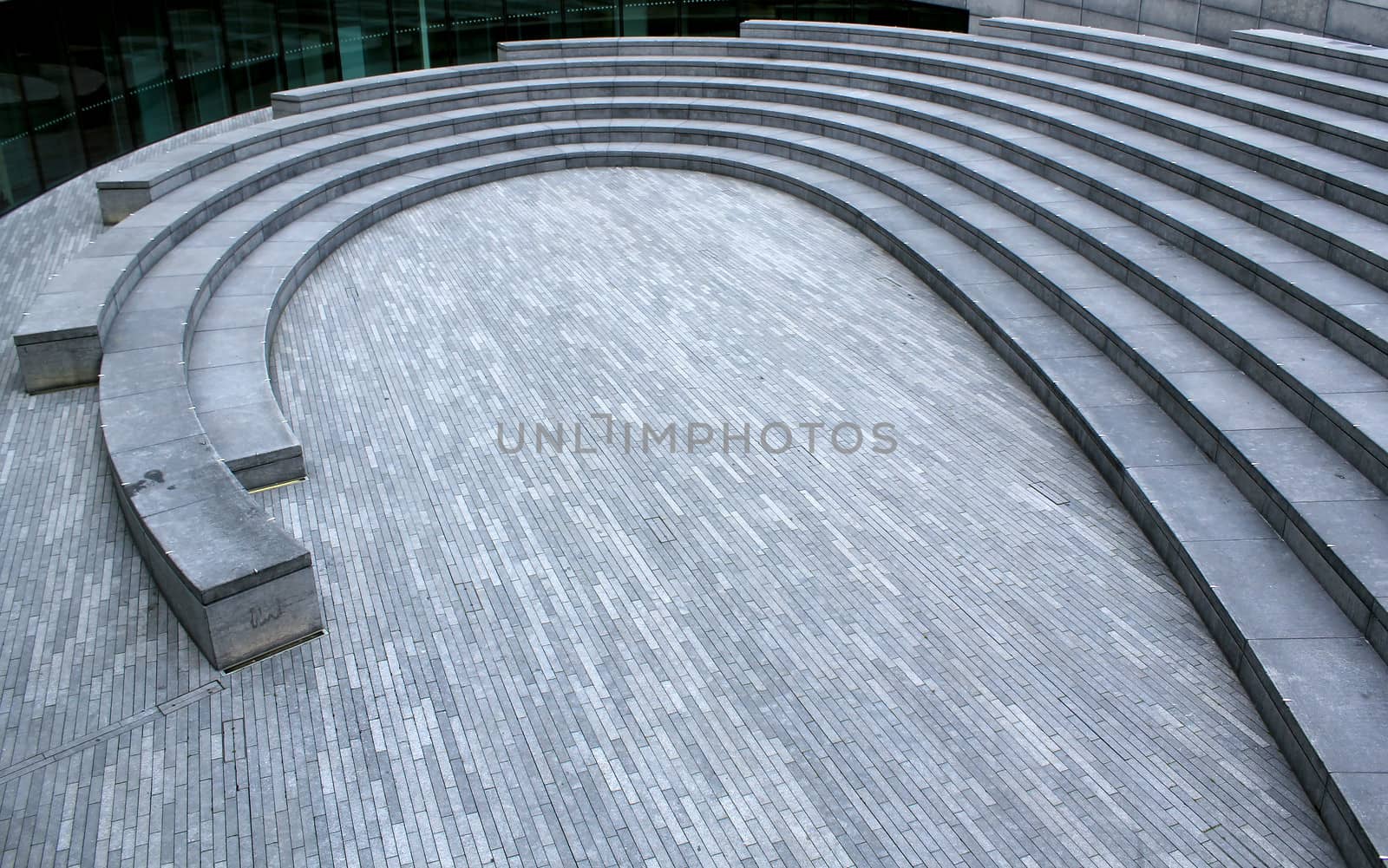 London City Hall outside anphitheater by ptxgarfield
