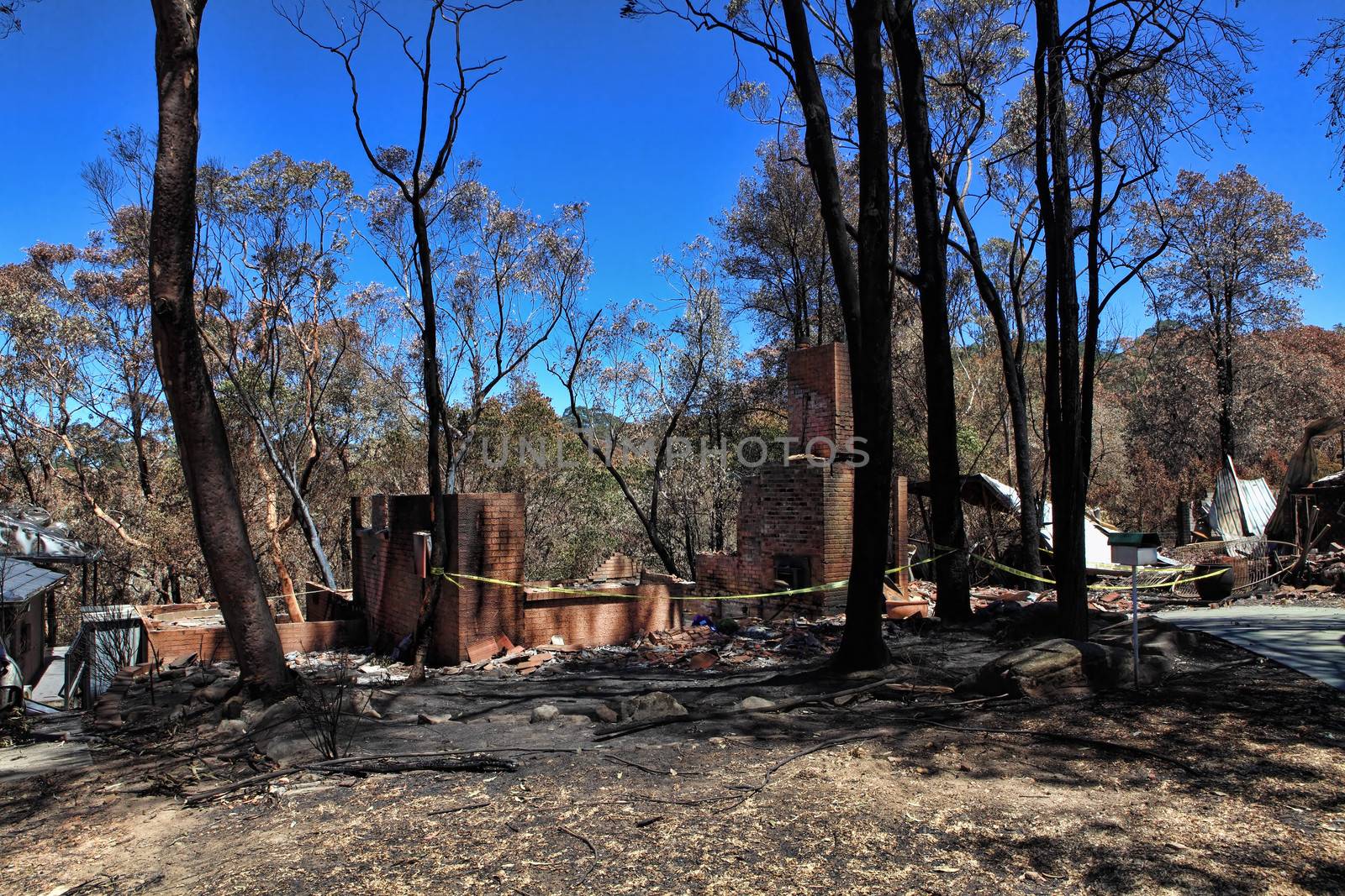 After Bushfires homes razed by lovleah