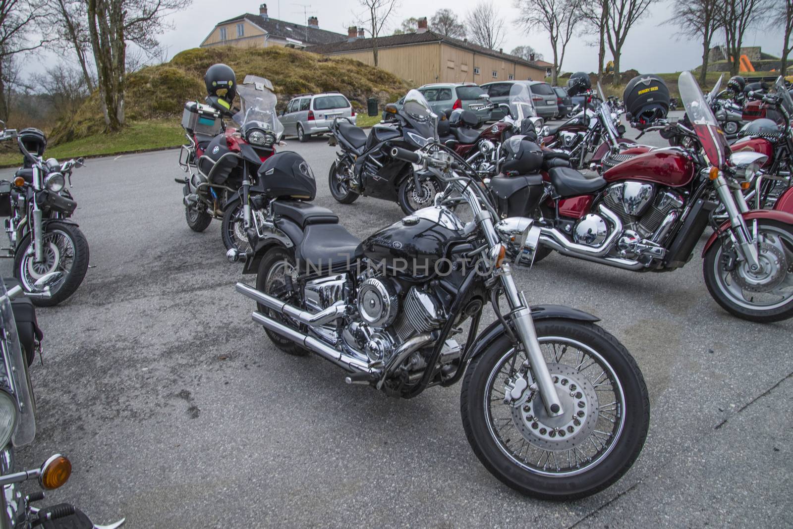 motorbike meeting at fredriksten fortress, bikes lined up by steirus