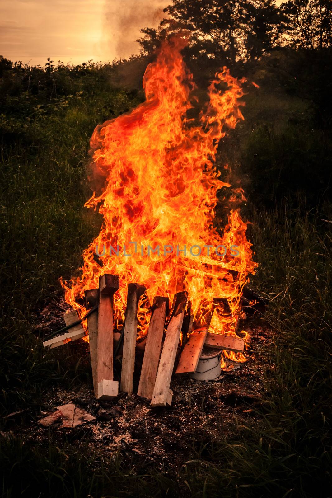 Bonfire scenery by Sportactive