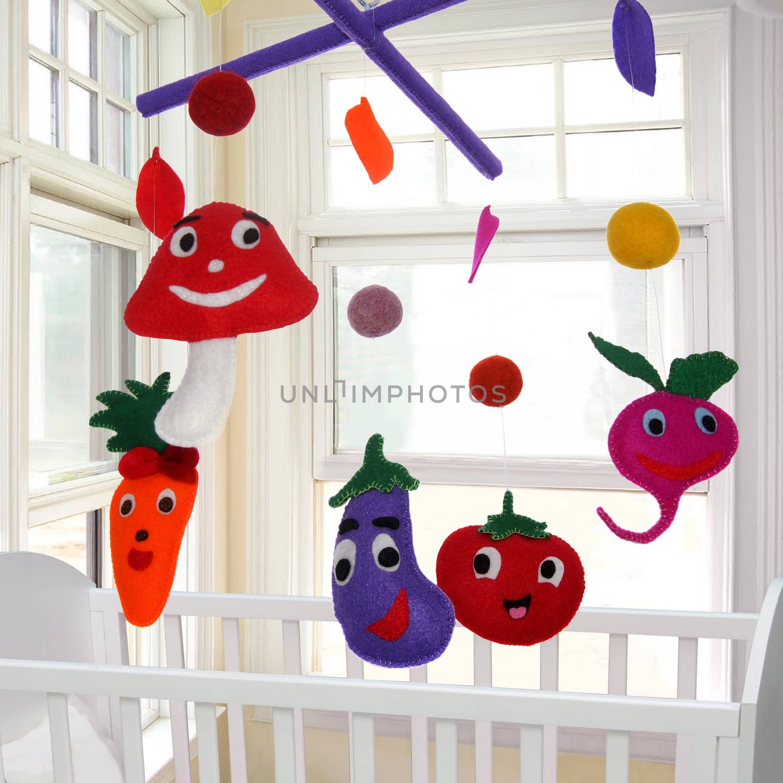 Baby crib mobile