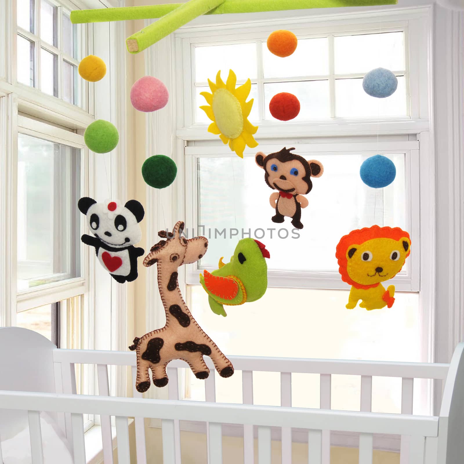 Baby crib mobile