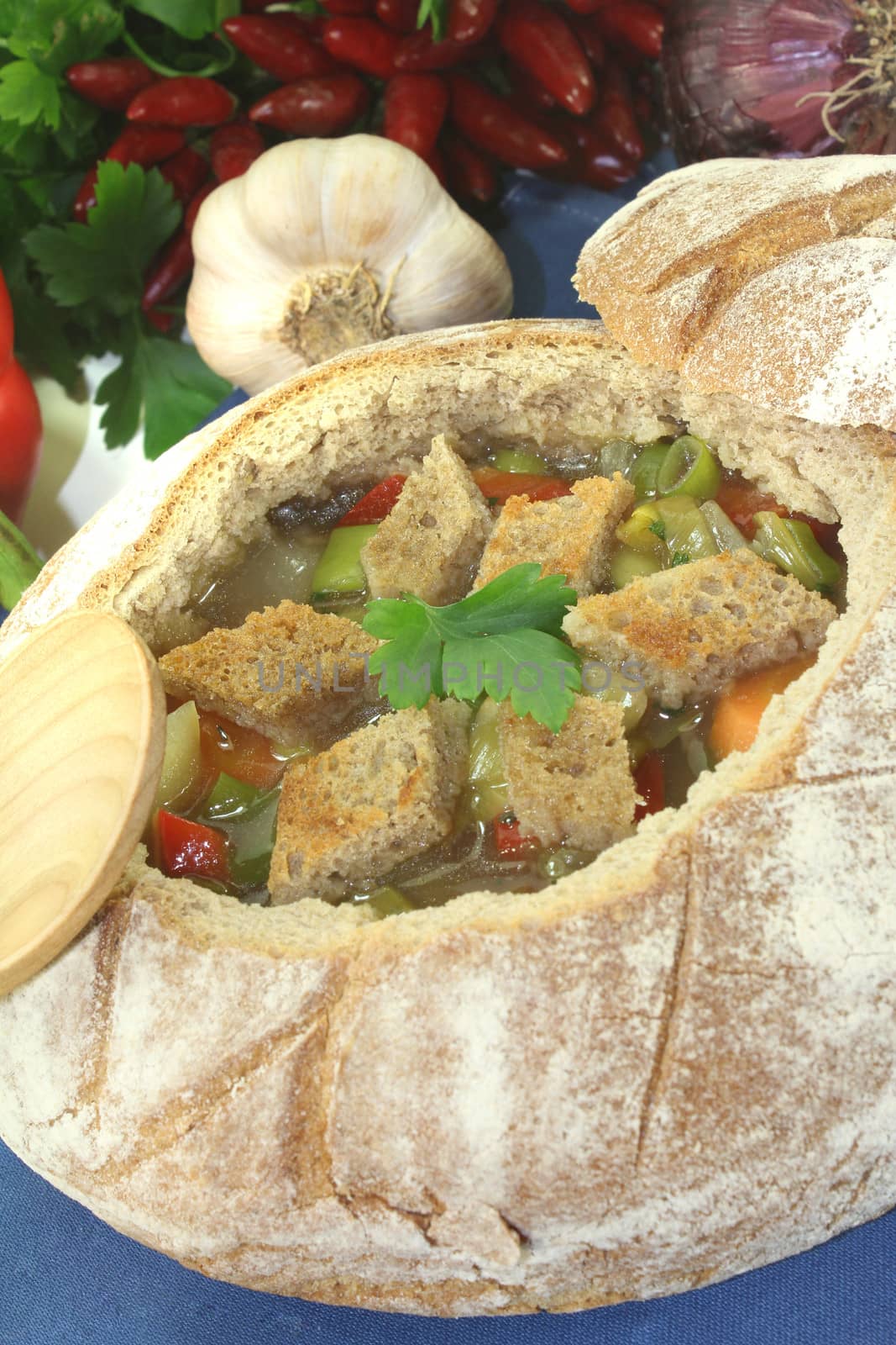 Bread soup with garlic by discovery
