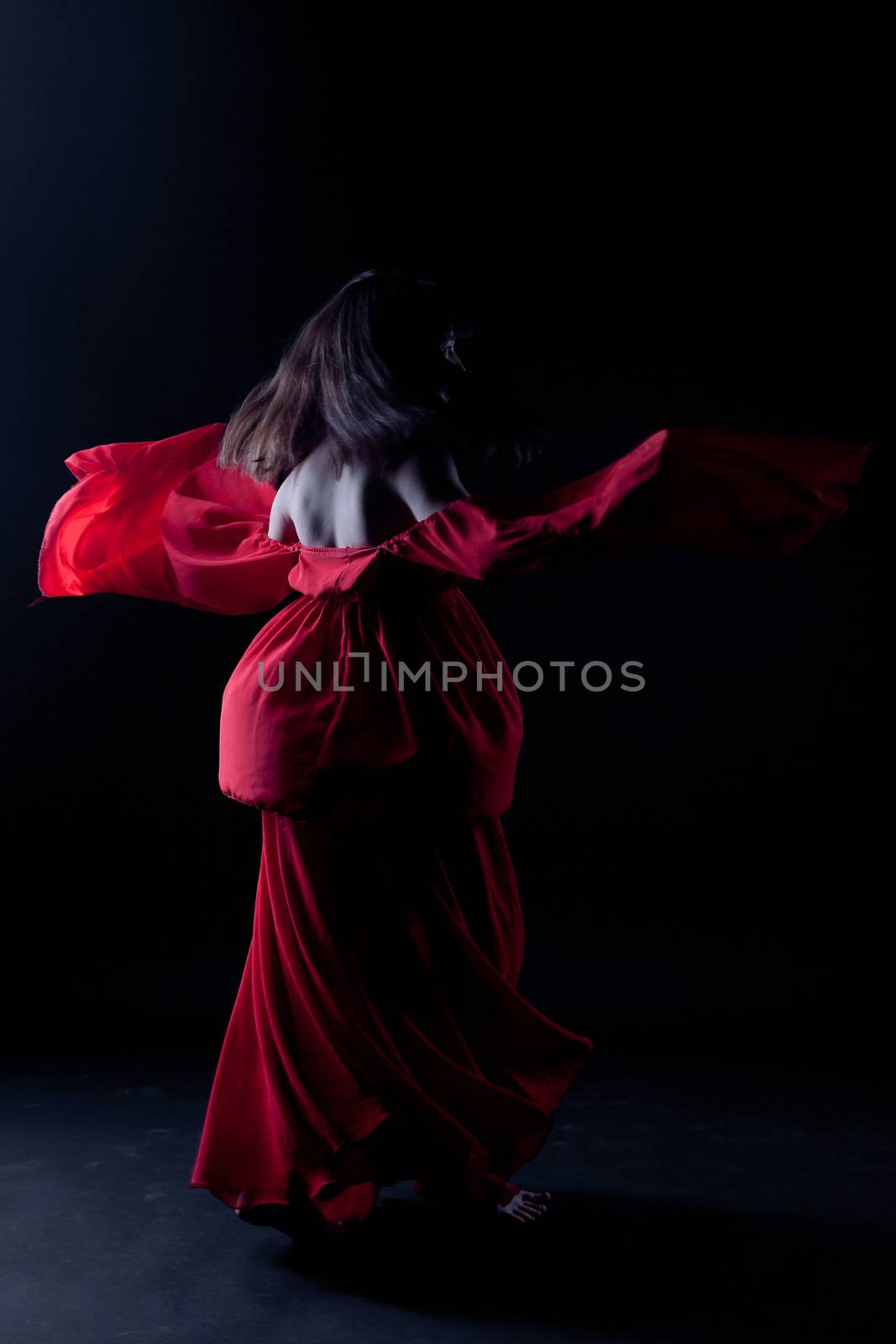 Dancer by foaloce