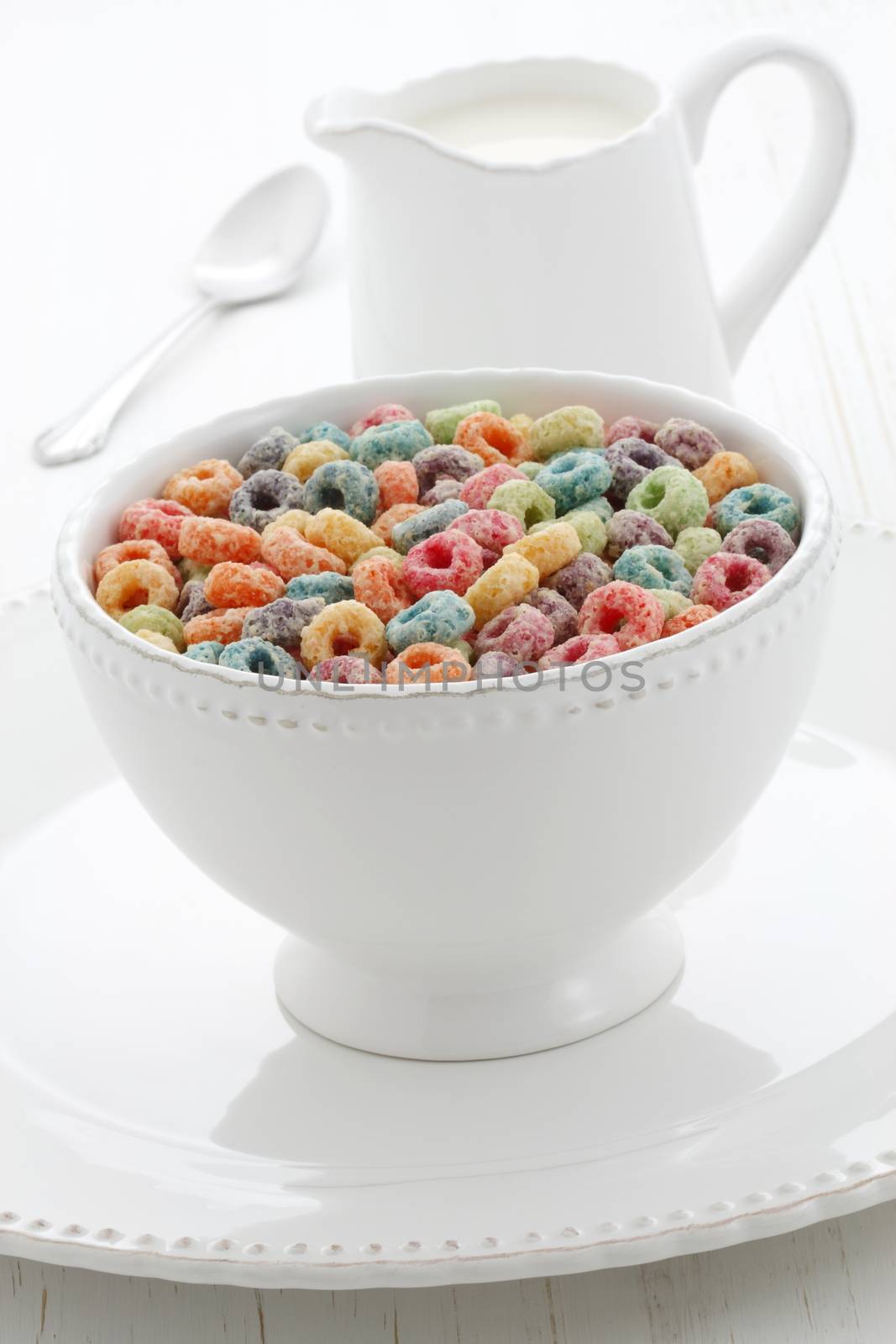 Delicious kids cereal fruit loops by tacar