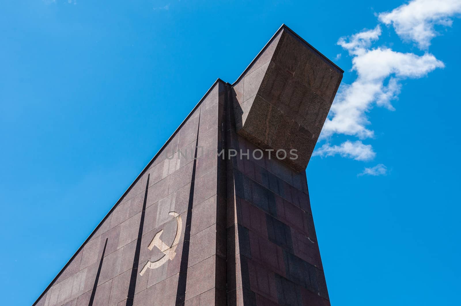 Soviet War Memorial by Jule_Berlin