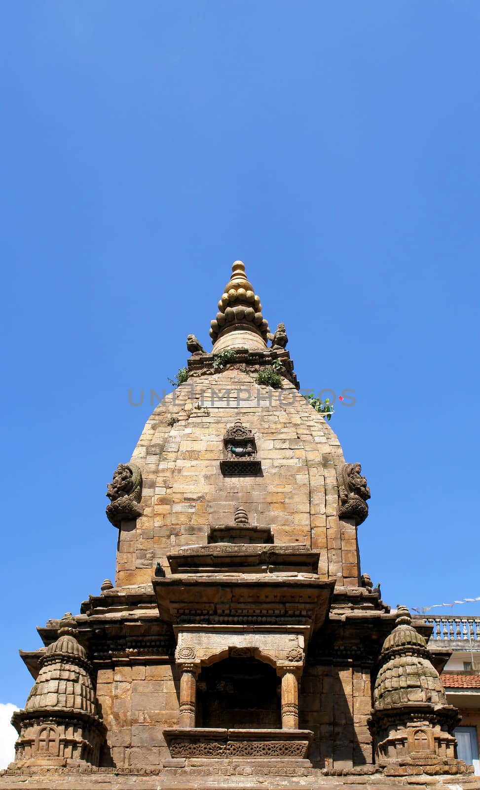 Durbar Square building - Hindu temples in the ancient city, vall by ptxgarfield