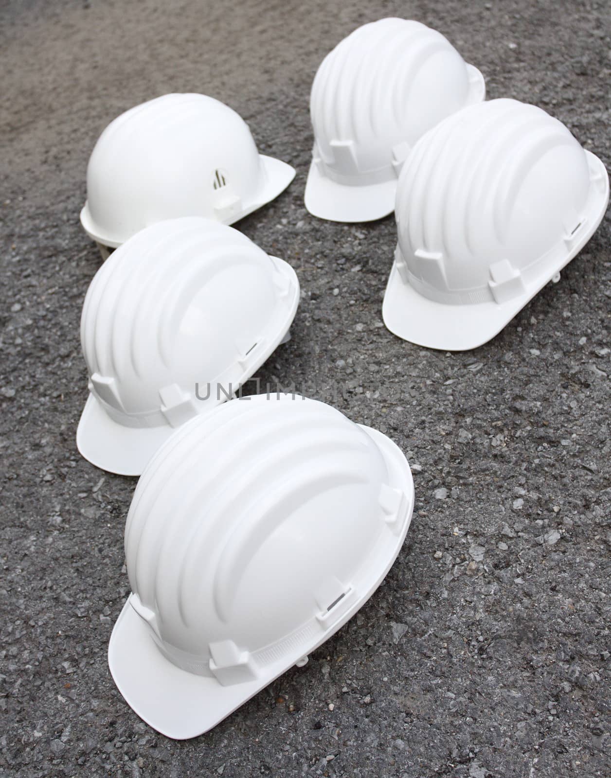 white helmets by alexkosev