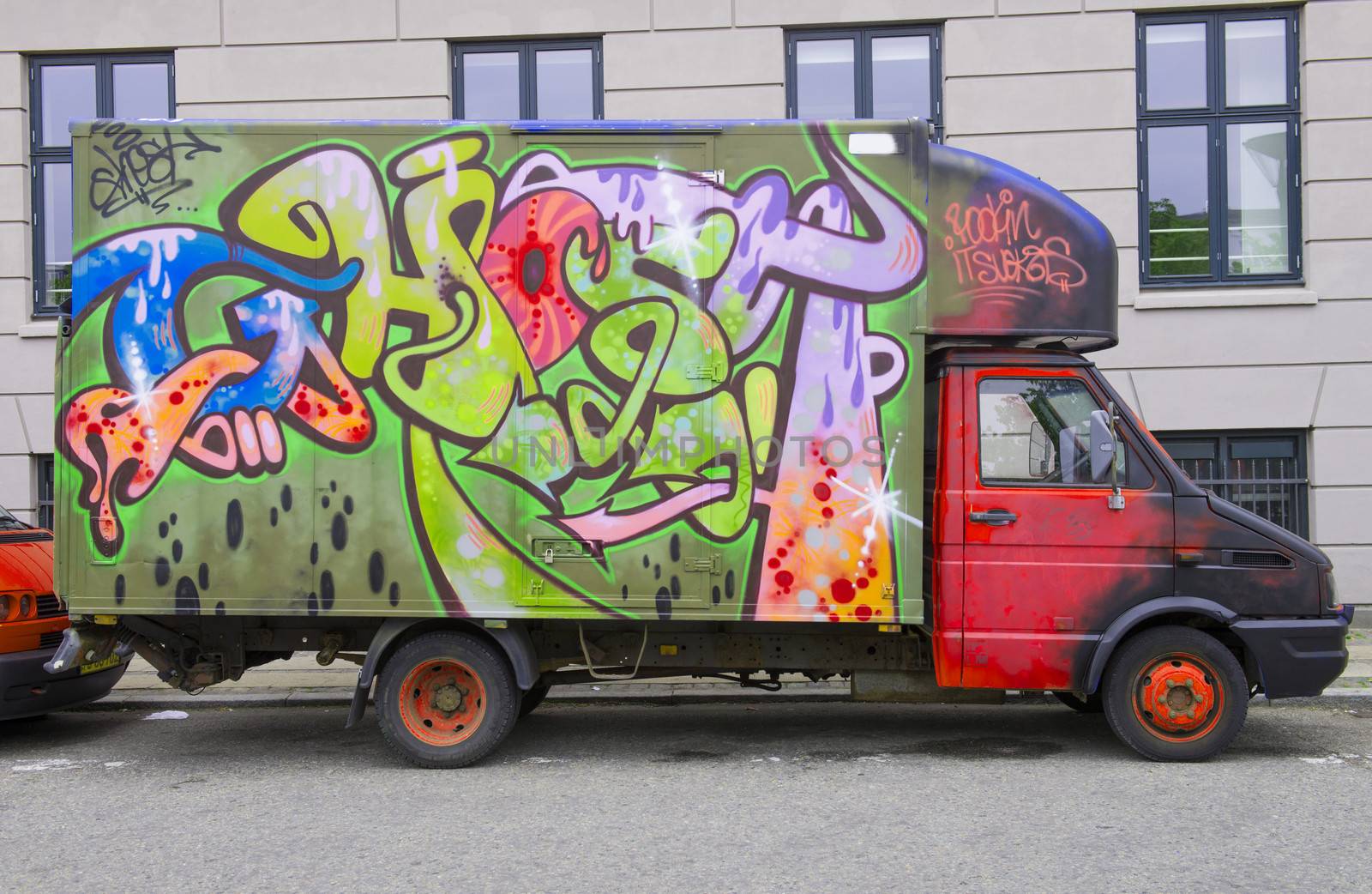 Graffiti car by Alenmax