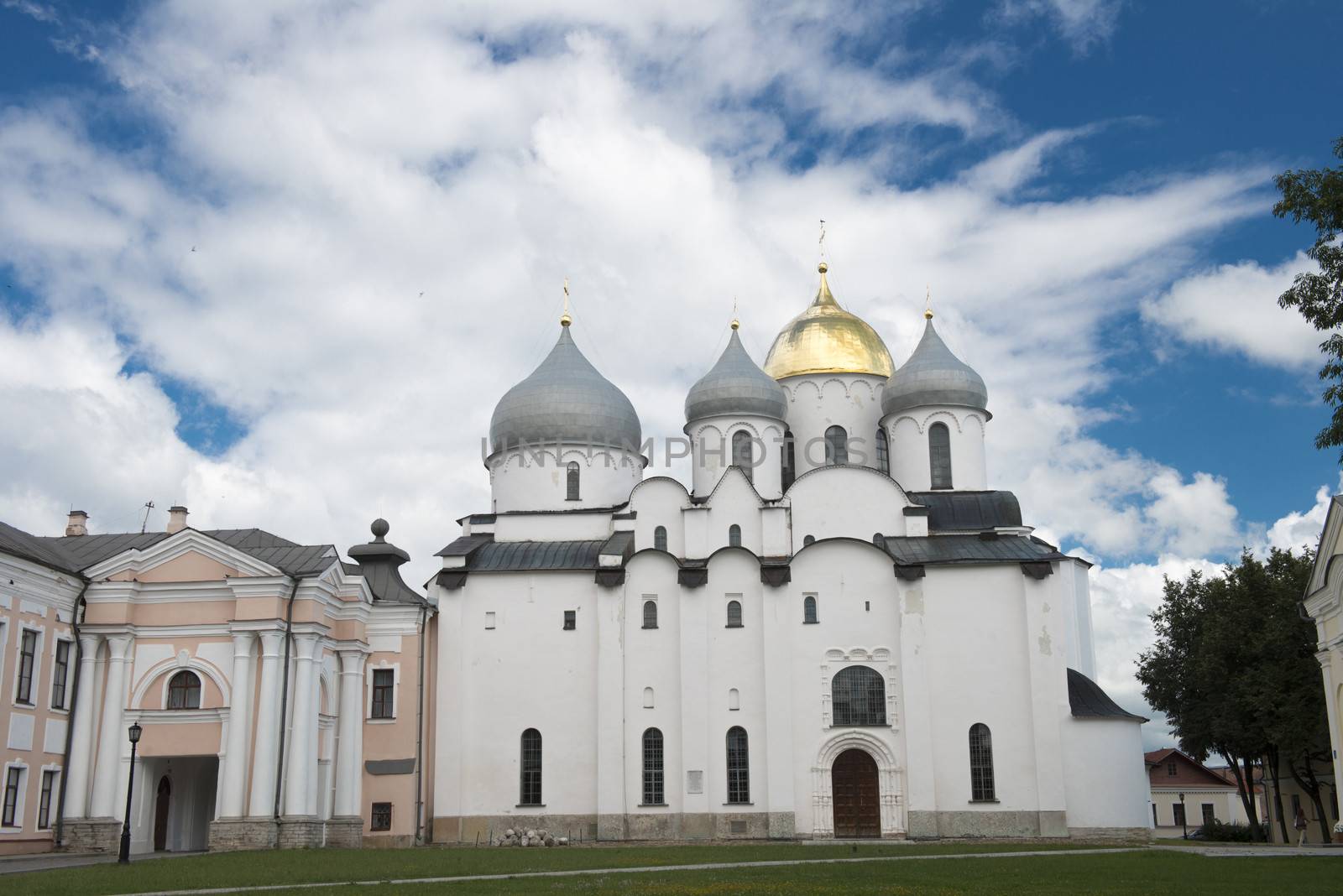 Sant Sophia Cathedral in Novgorod, Russia by Alenmax