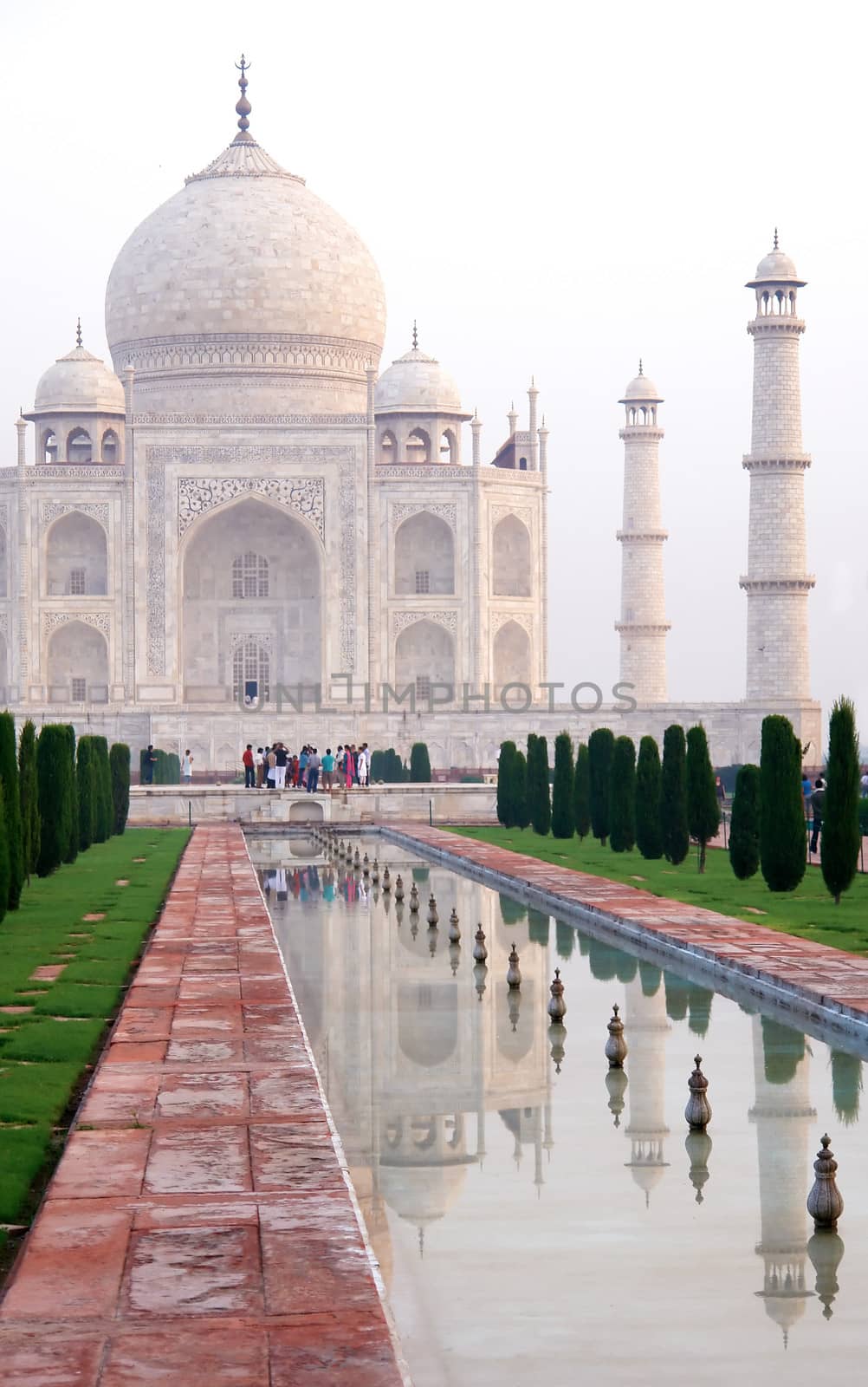 Overview of the Taj Mahal and garden, Agra, India