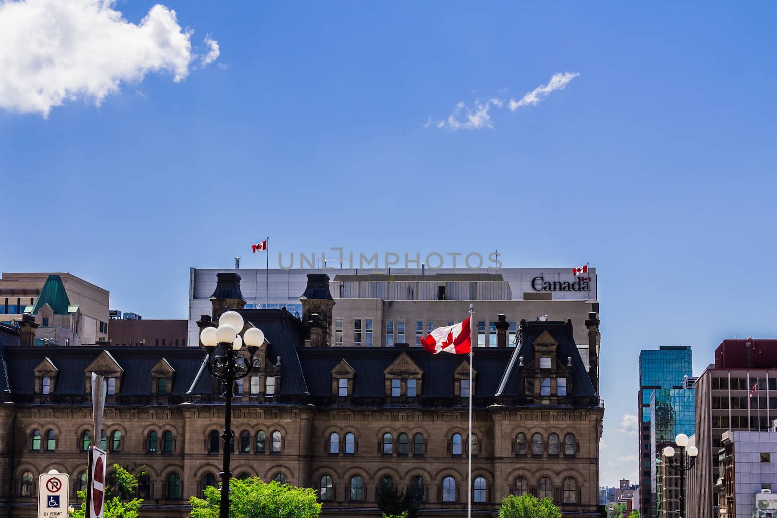 Building in Ottawa by petkolophoto