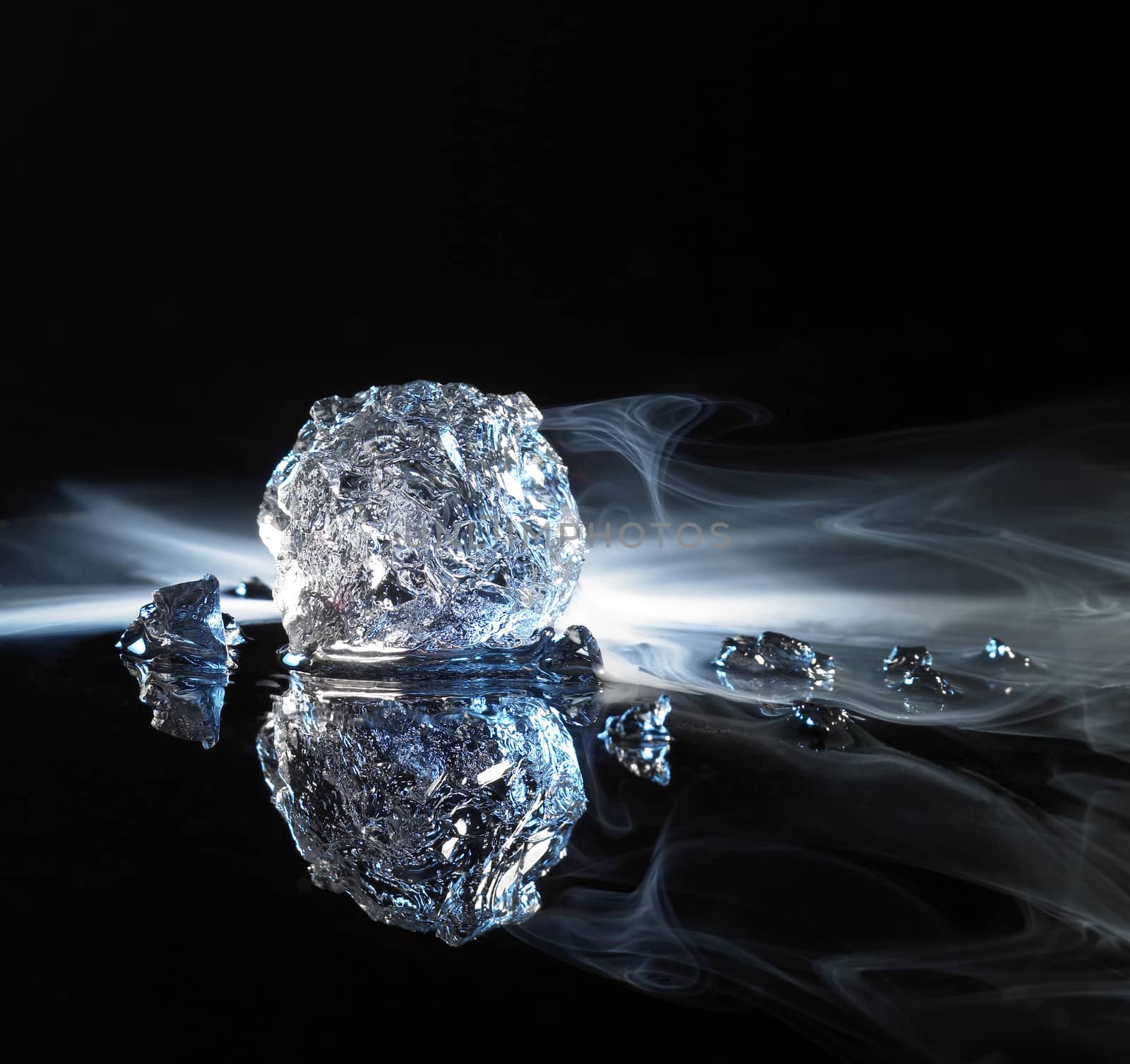 ice crystal piece by gewoldi