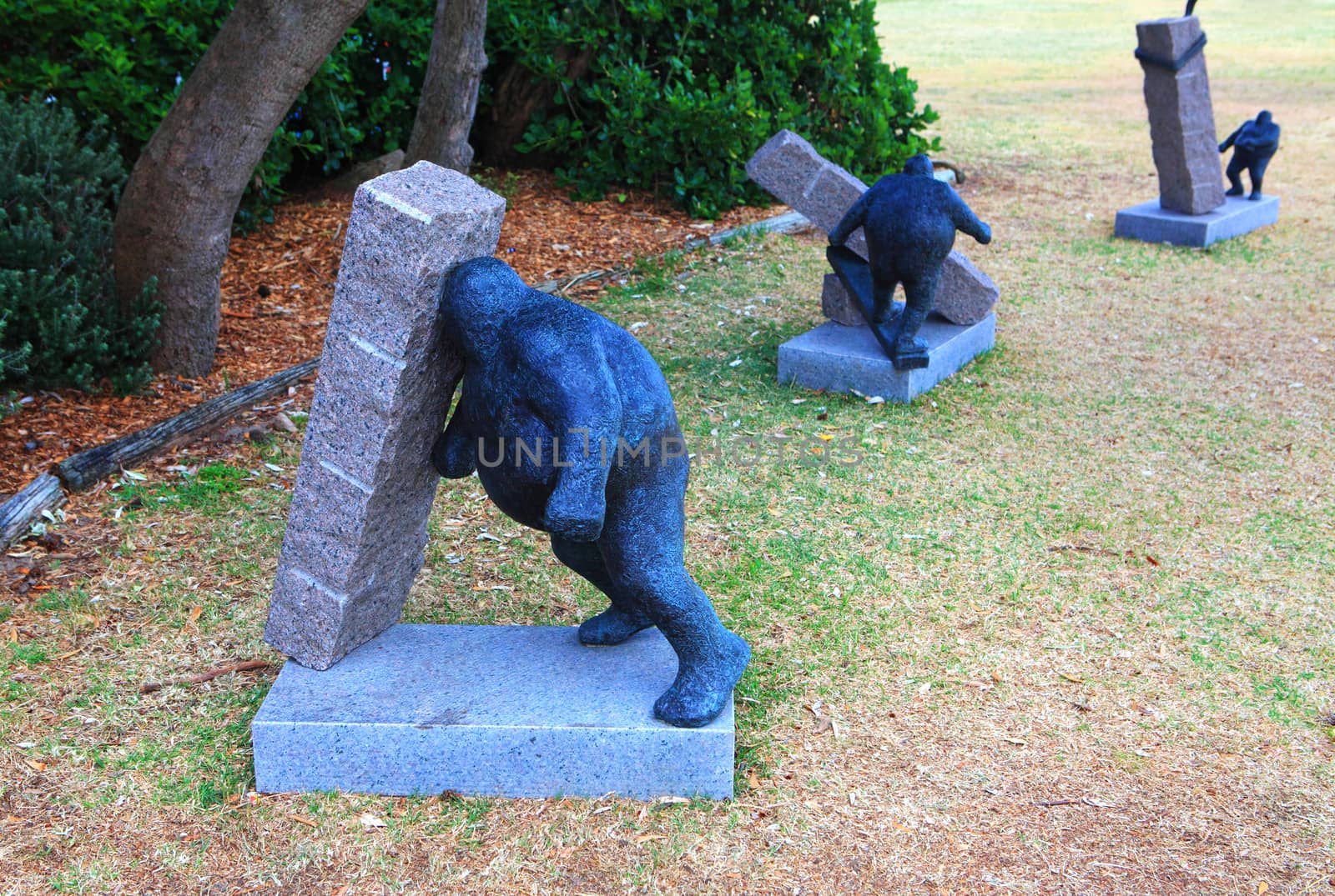 Sculpture by the Sea exhibit at Bondi by lovleah