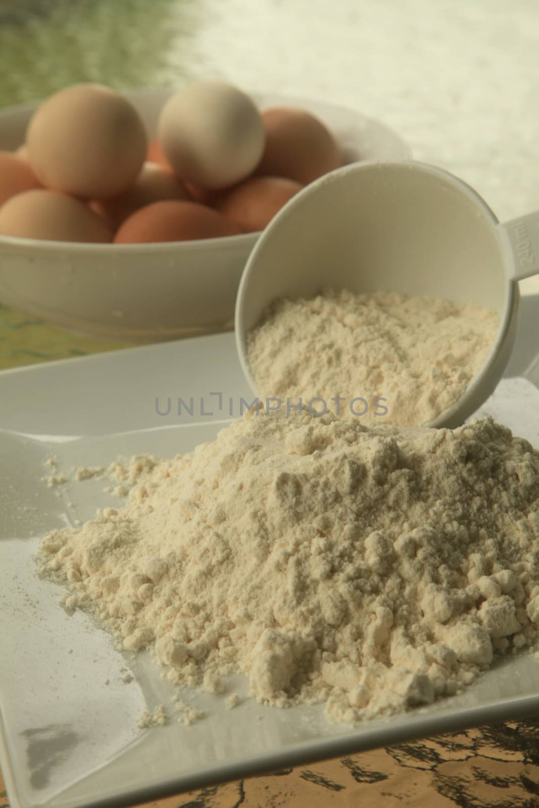 Baking Flour by kentoh